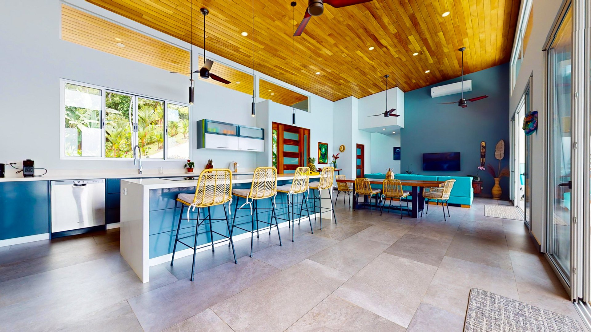 Modern House For Sale with Ocean view in Costa Verde Estates