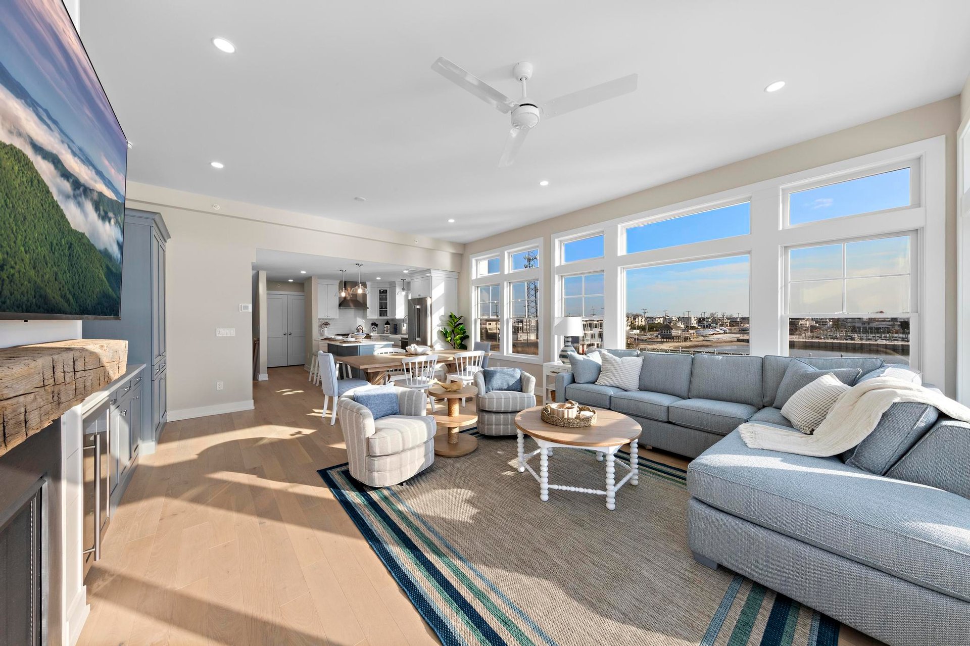 2600 Long Beach Blvd, Buccaneer Unit 13