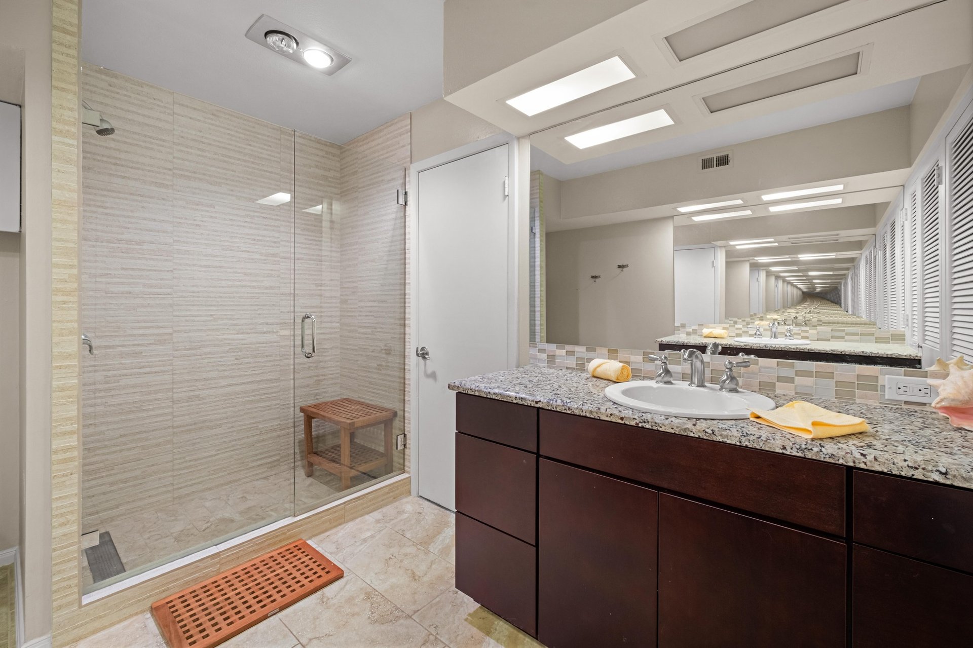 102 Canyon Circle West