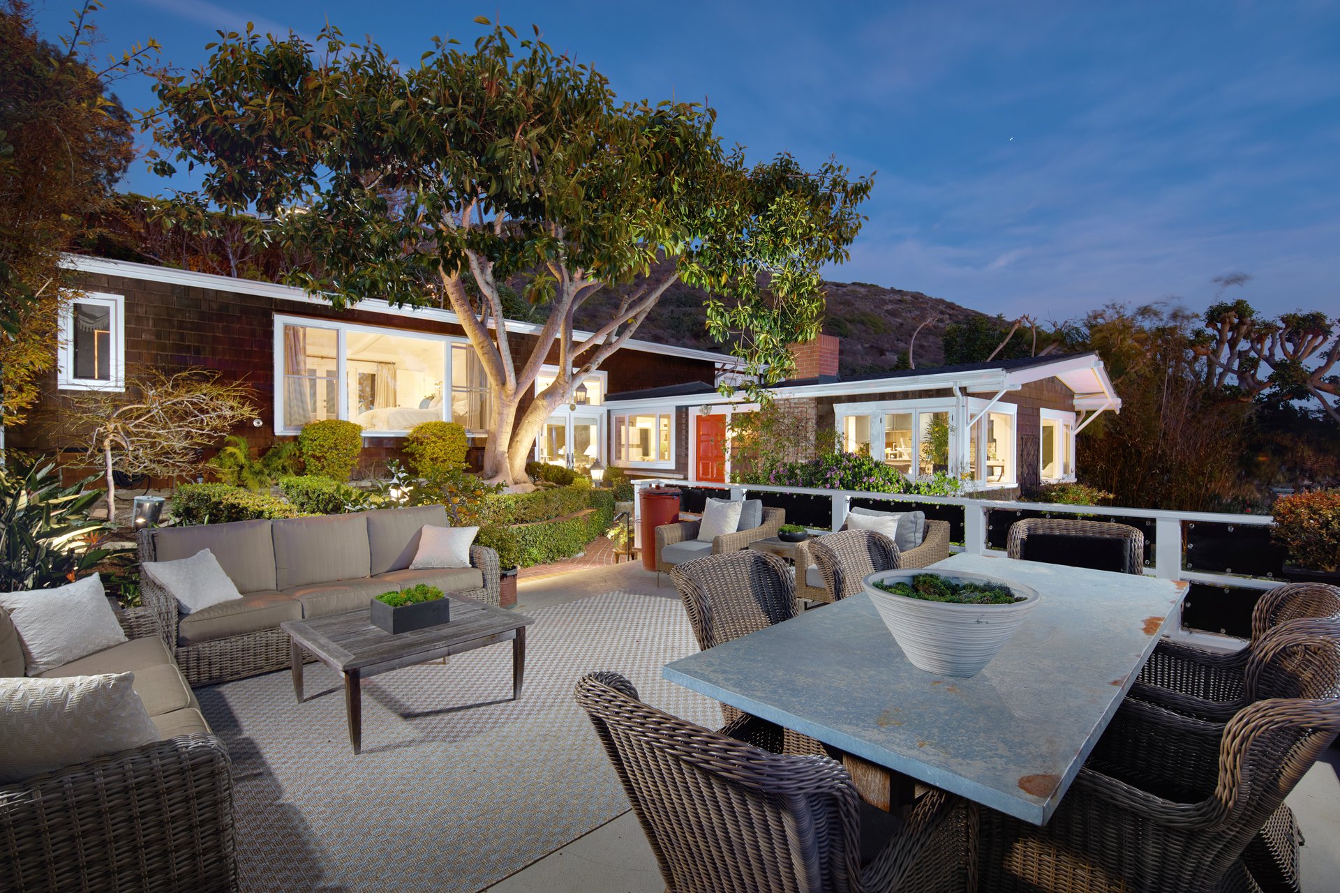 2972 Rounsevel Terrace