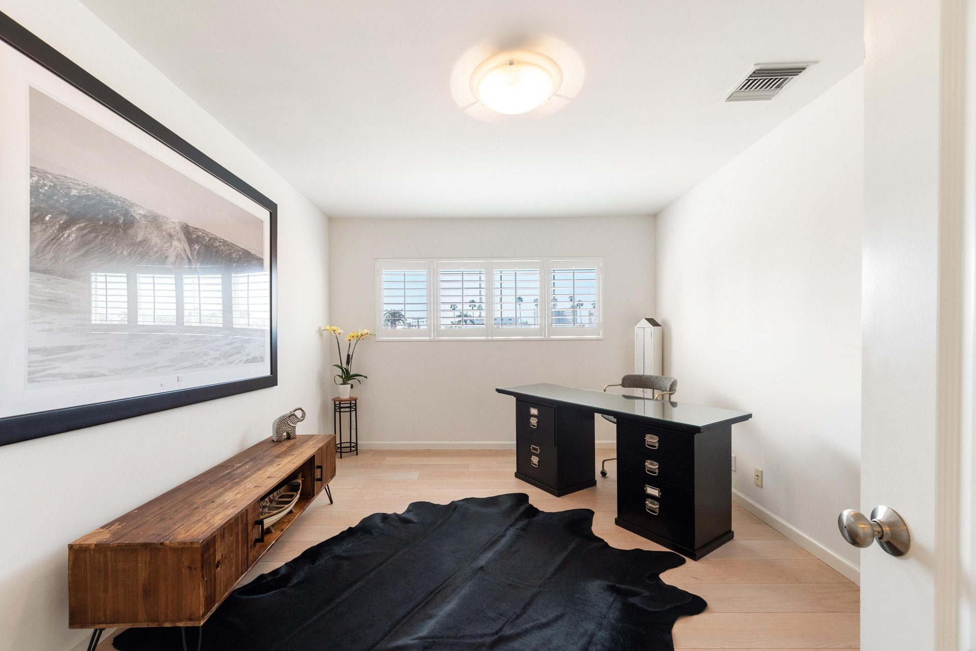 446 San Vicente Blvd Unit: 305