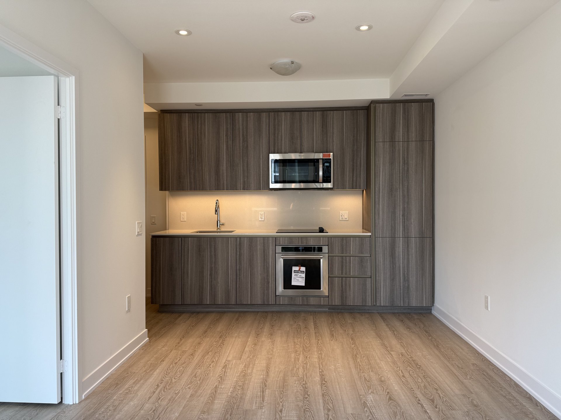 15 Richardson Street Unit: 920