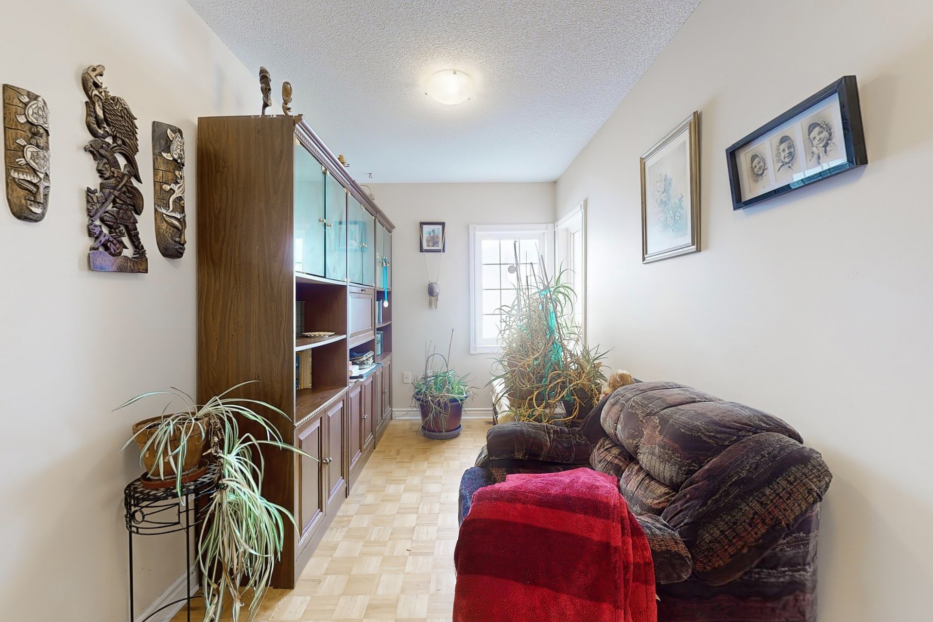 189 Humberland Dr
