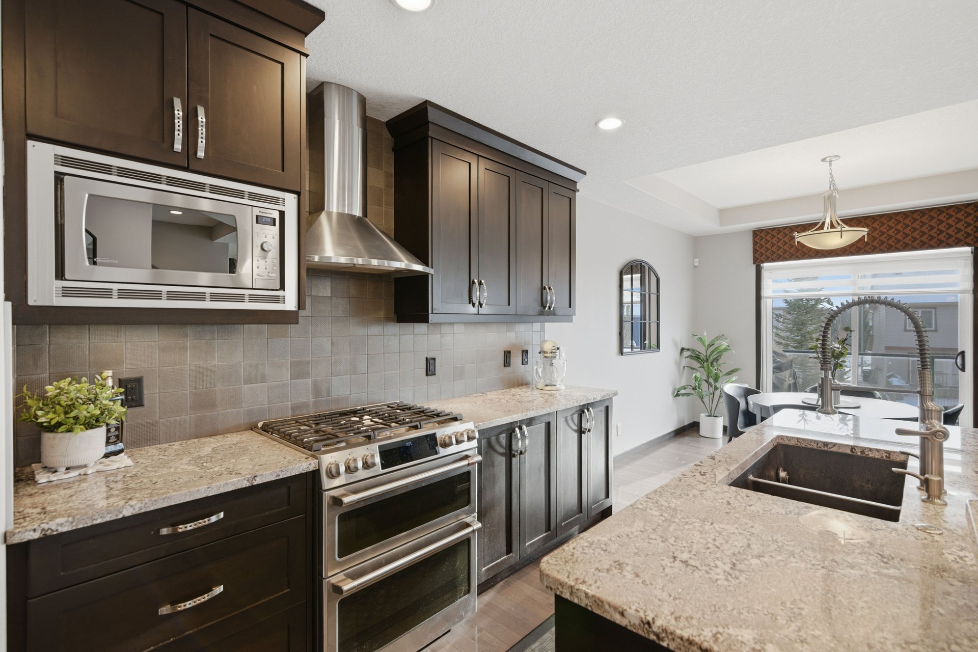 71 Panatella View NW