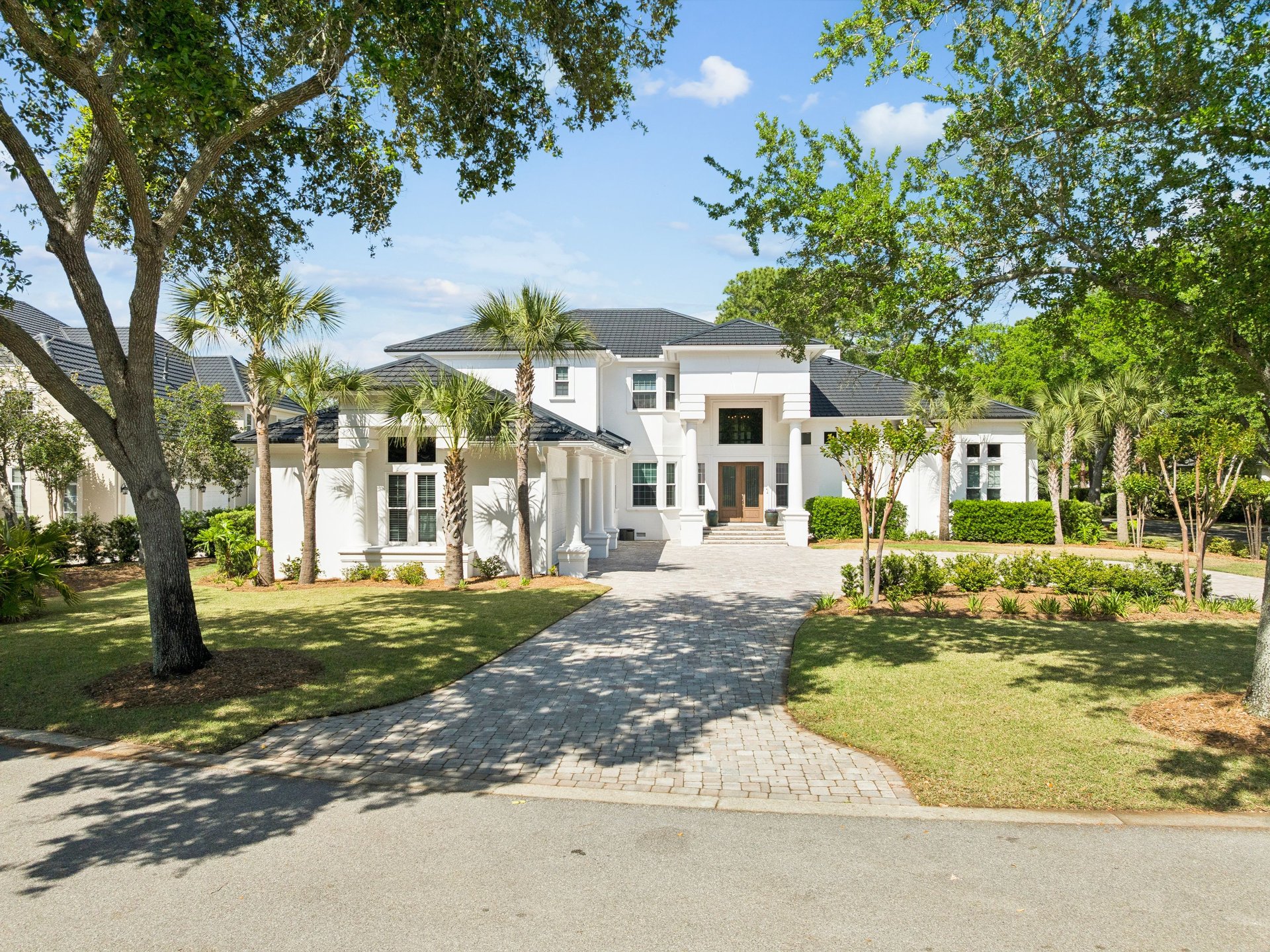 An Elevated Retreat Within Sandestin’s Island Green