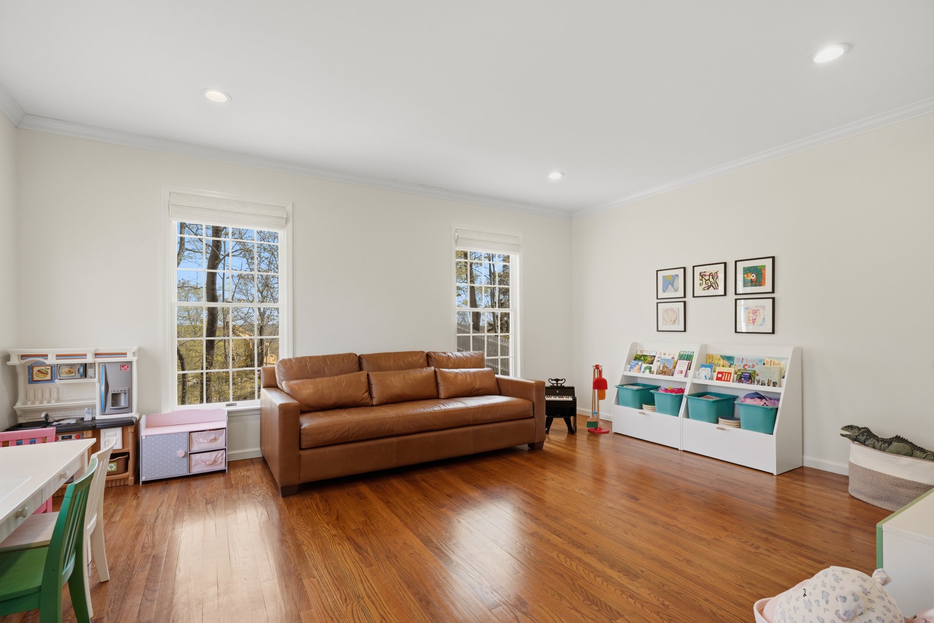 8 Deer Run Court