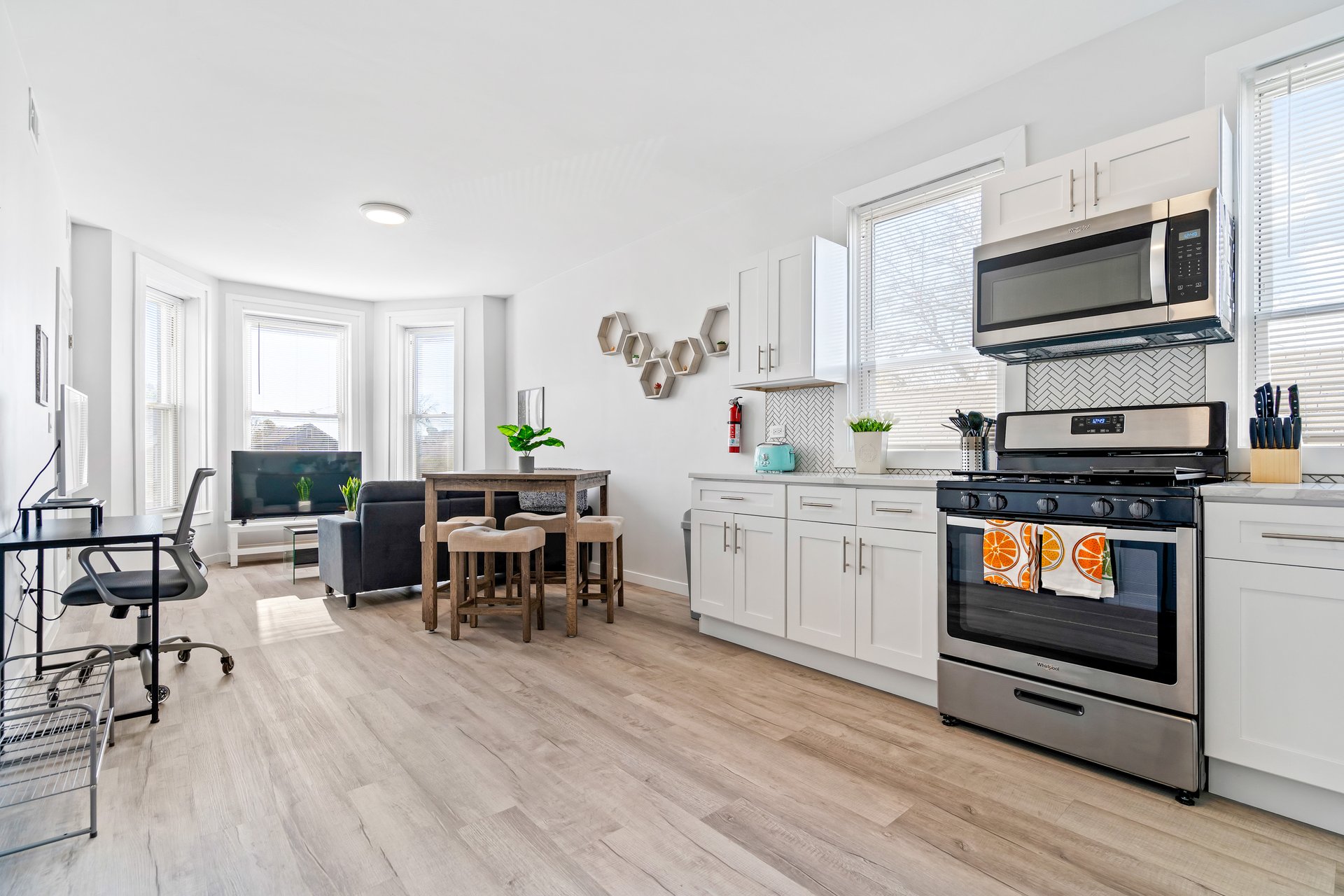 1226 W 31st Pl  Chicago, IL 60608