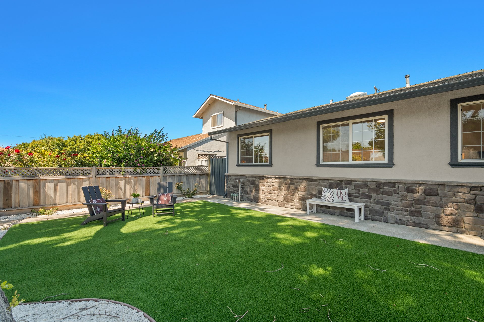 1459 Blackfield Drive