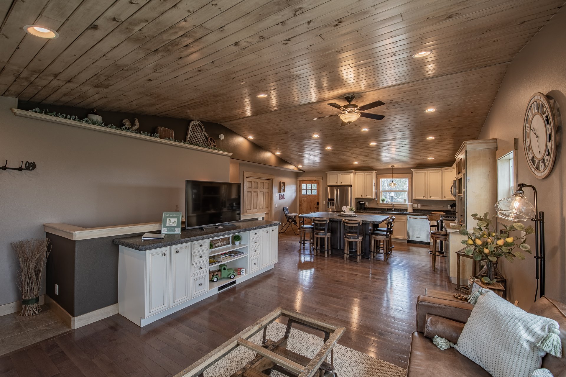 53 CUSTER