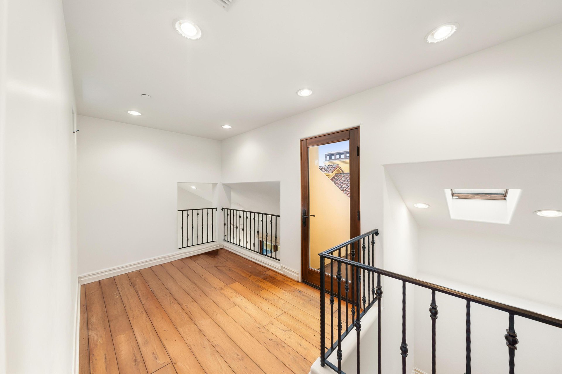 849 14th St Unit: 3