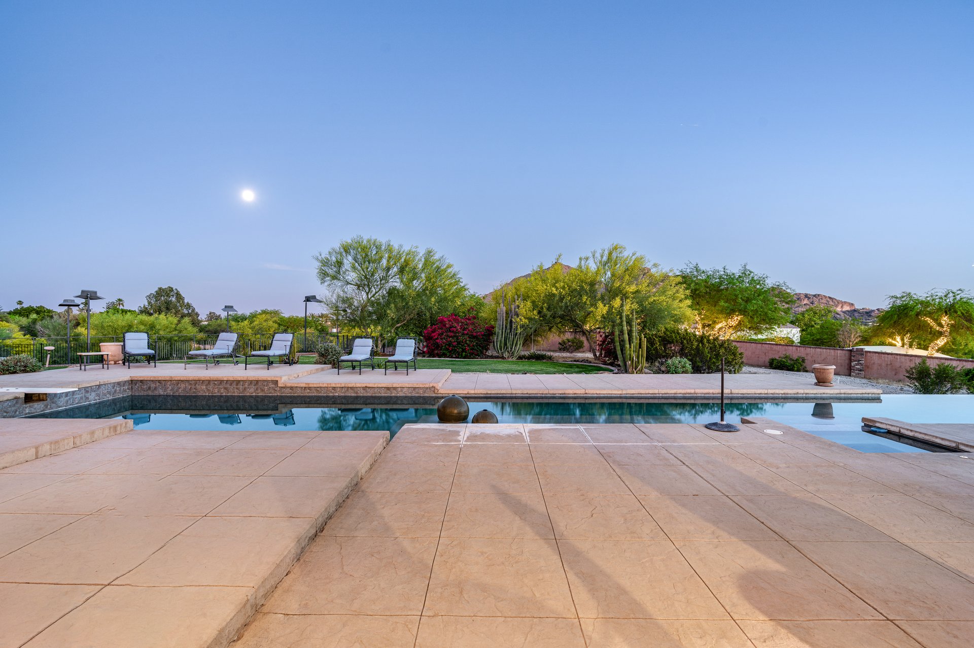 Luxury PV Hilltop Sanctuary