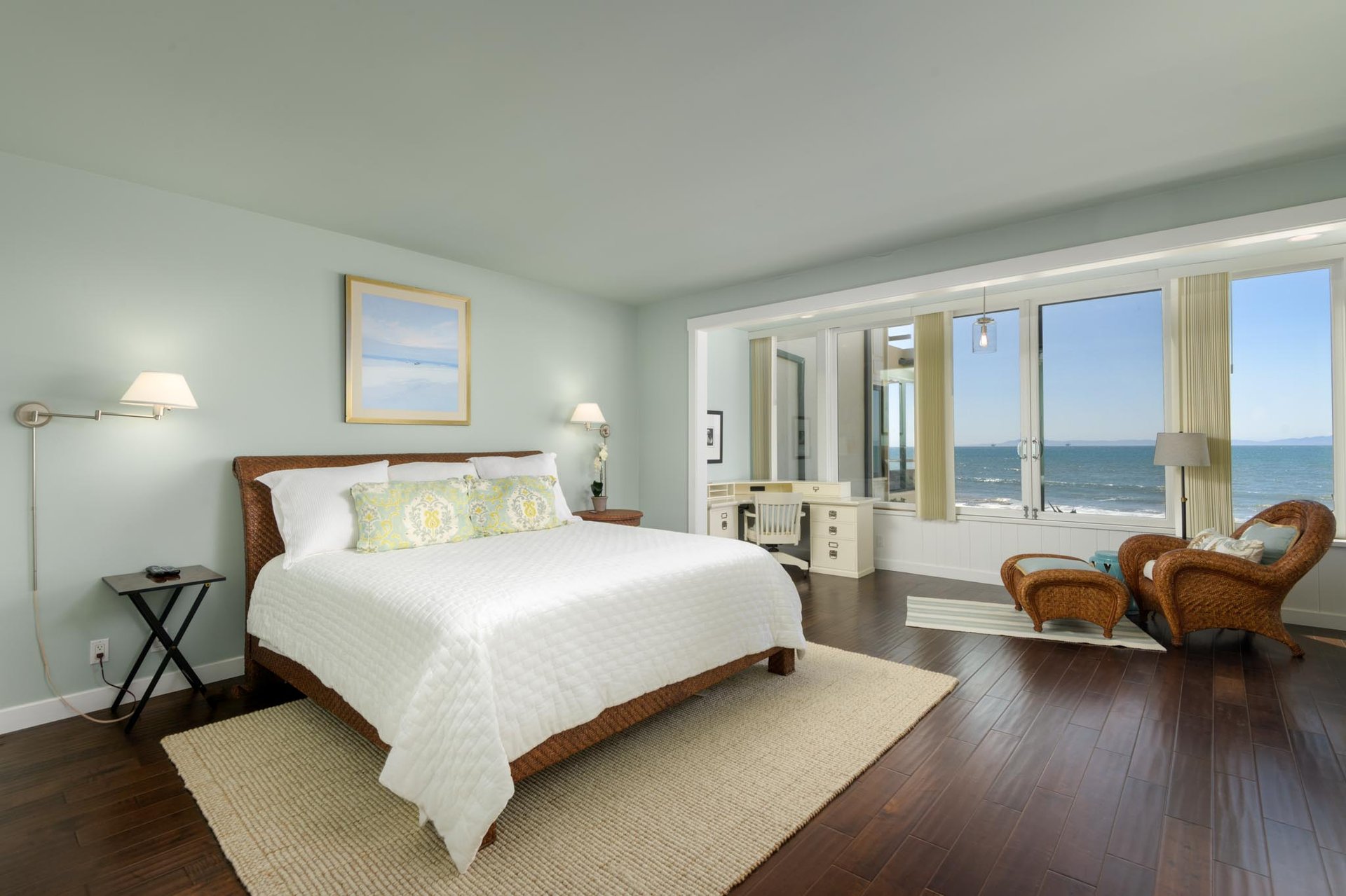 Idyllic Beachfront Living In Montecito
