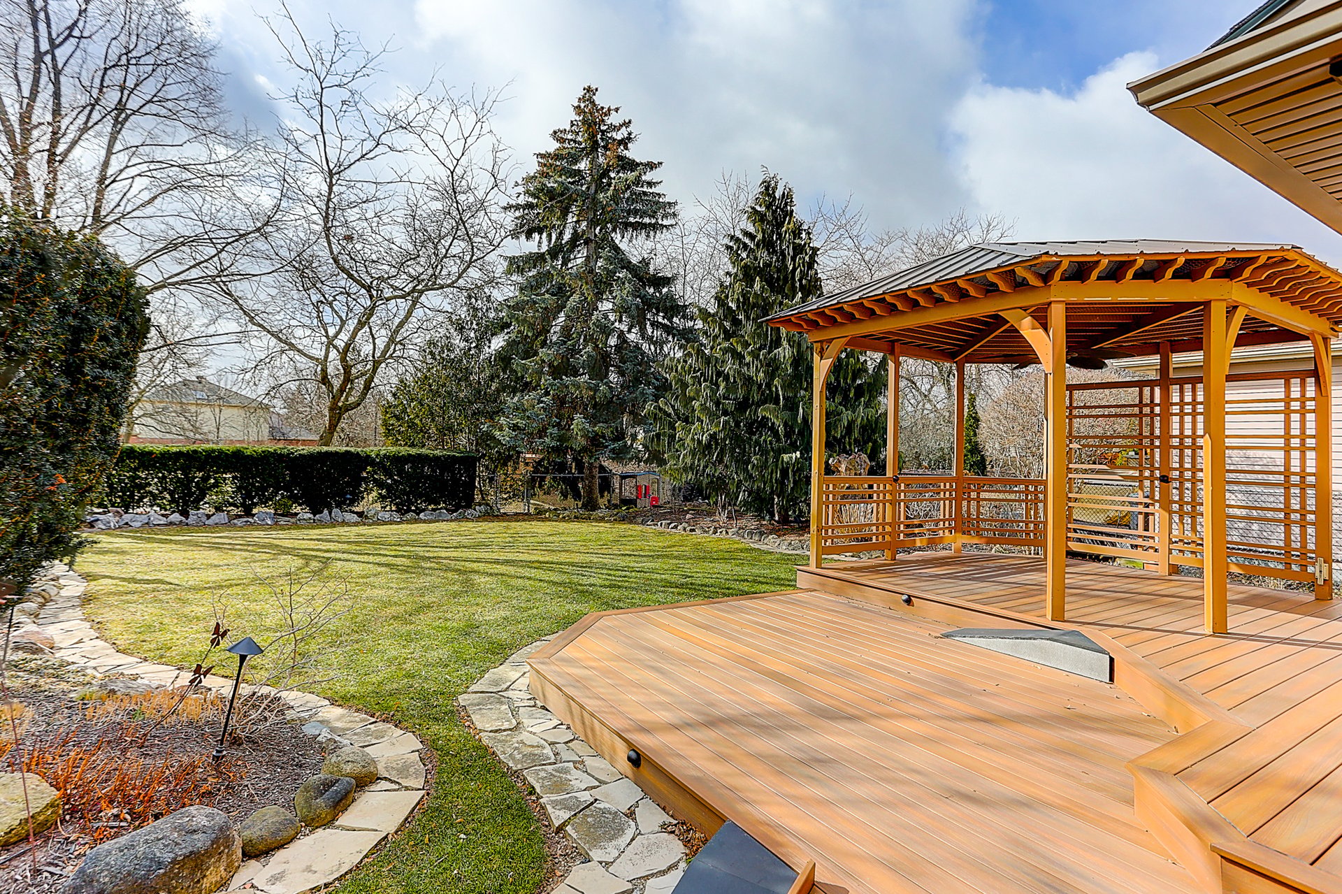 3158 Kilbride Cres