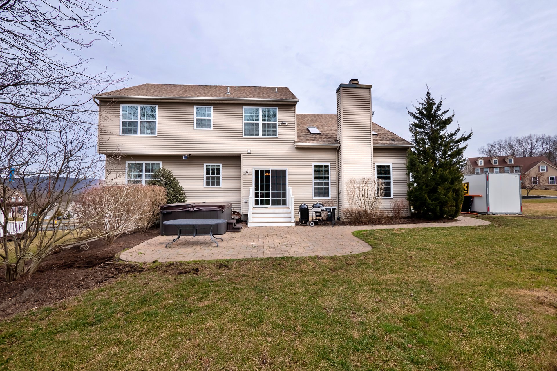 4640 Rolling Ridge Drive