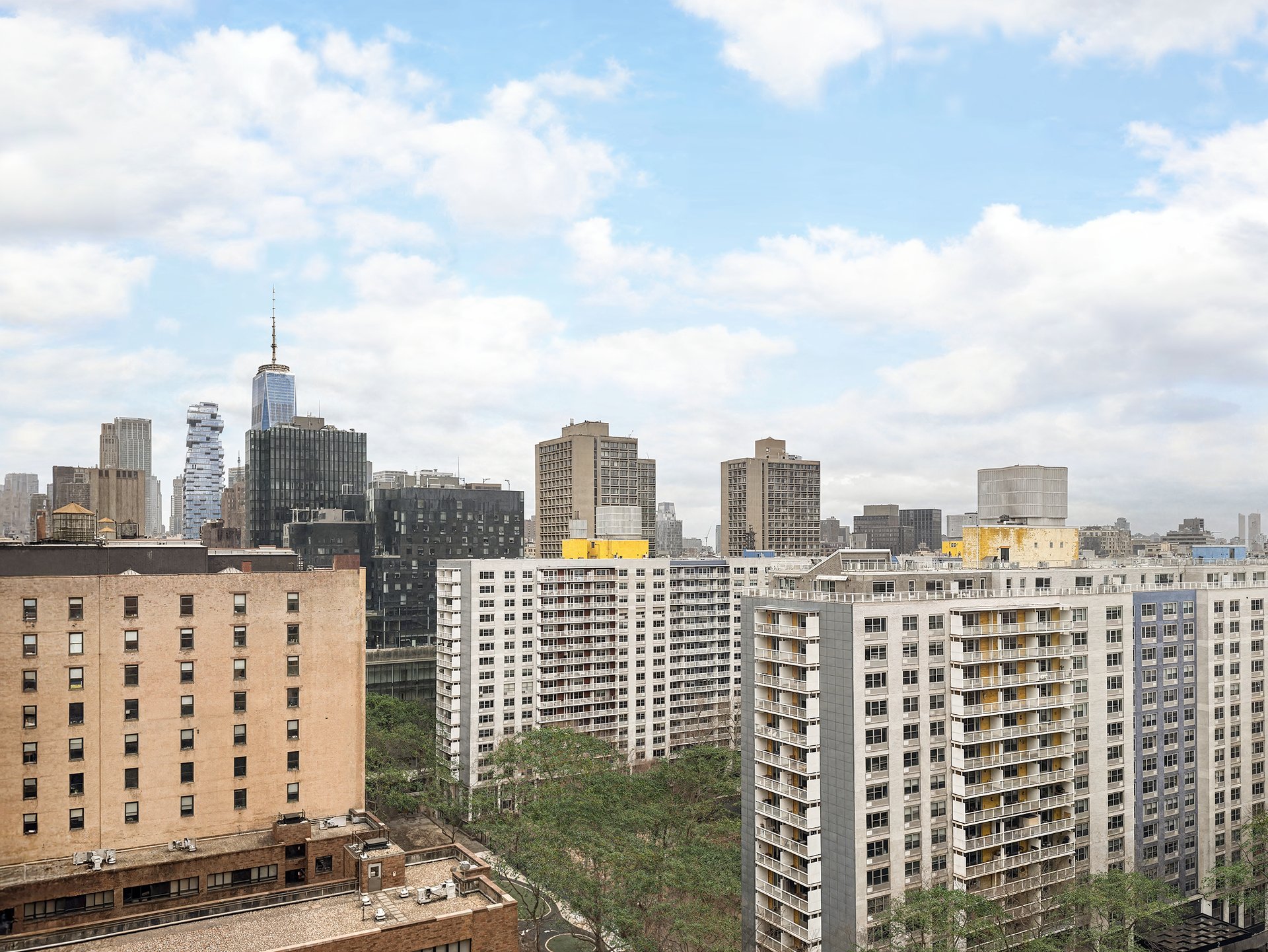 250 MERCER Street B1302