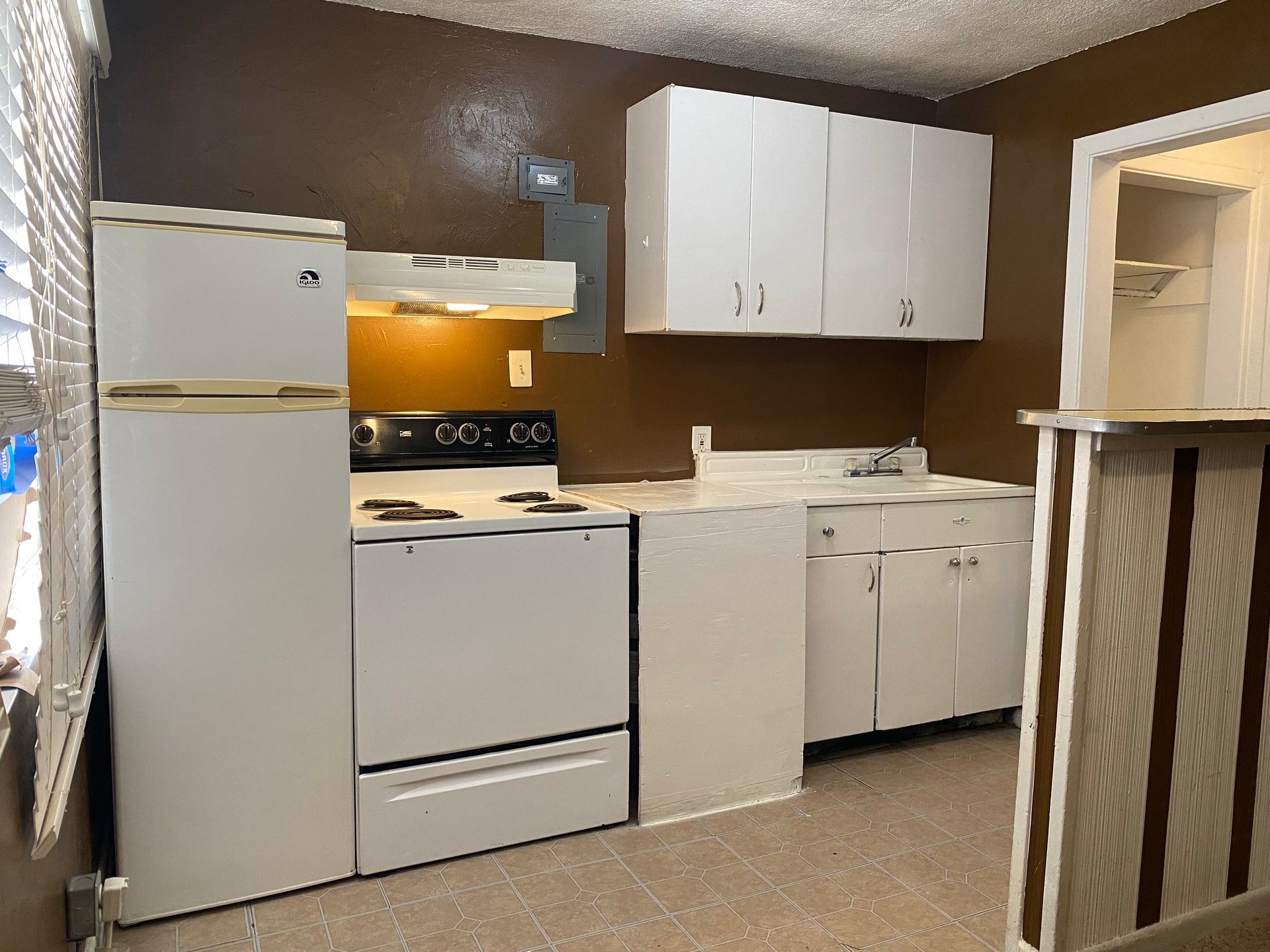 409 West Van Buren Avenue #1
