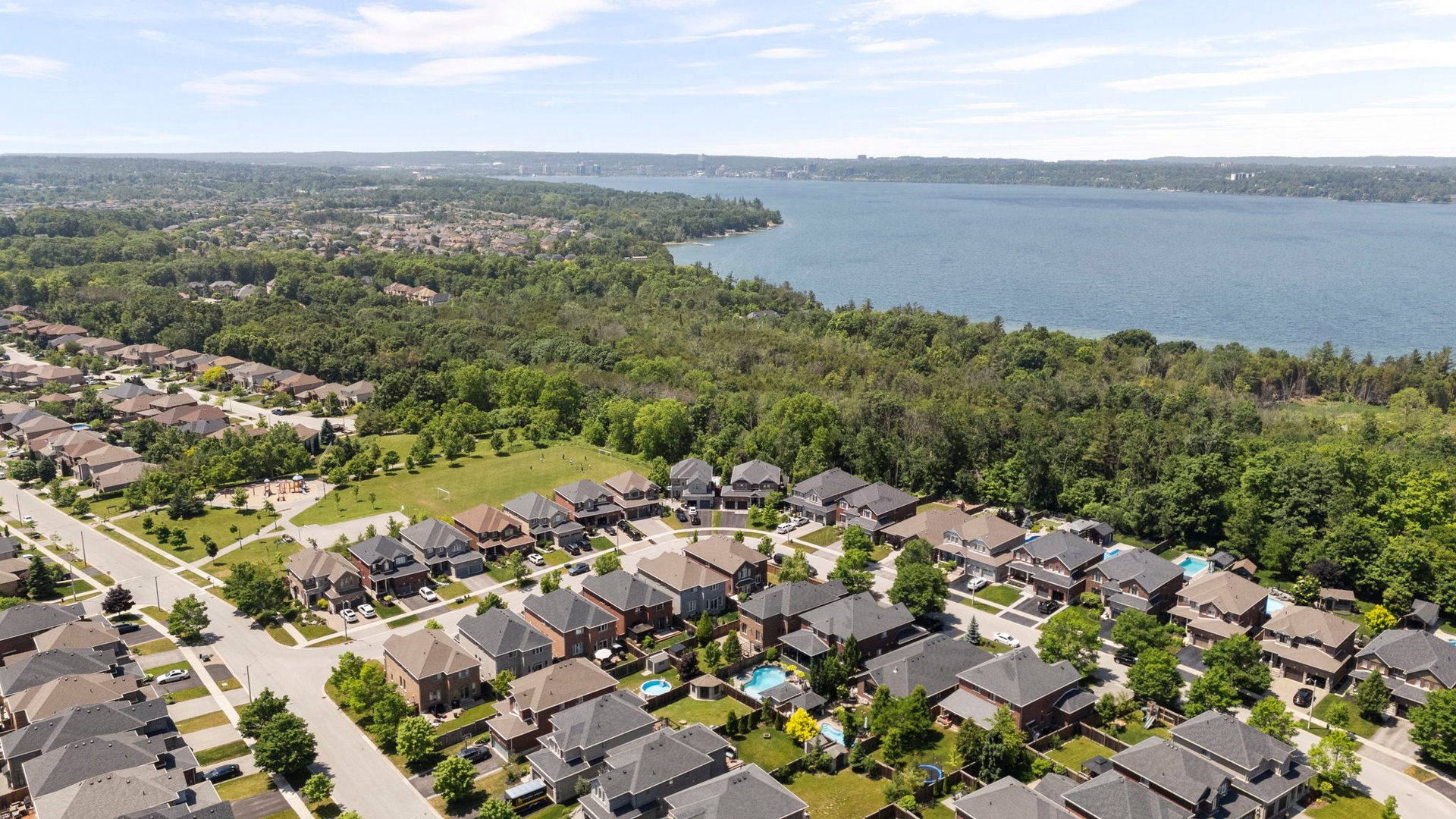 120 Jewel House Lane, Barrie