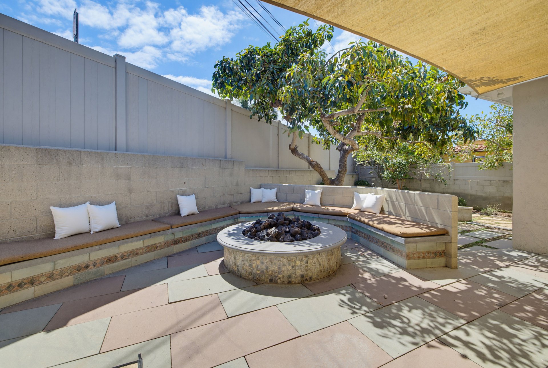 2322 Pullman Lane
