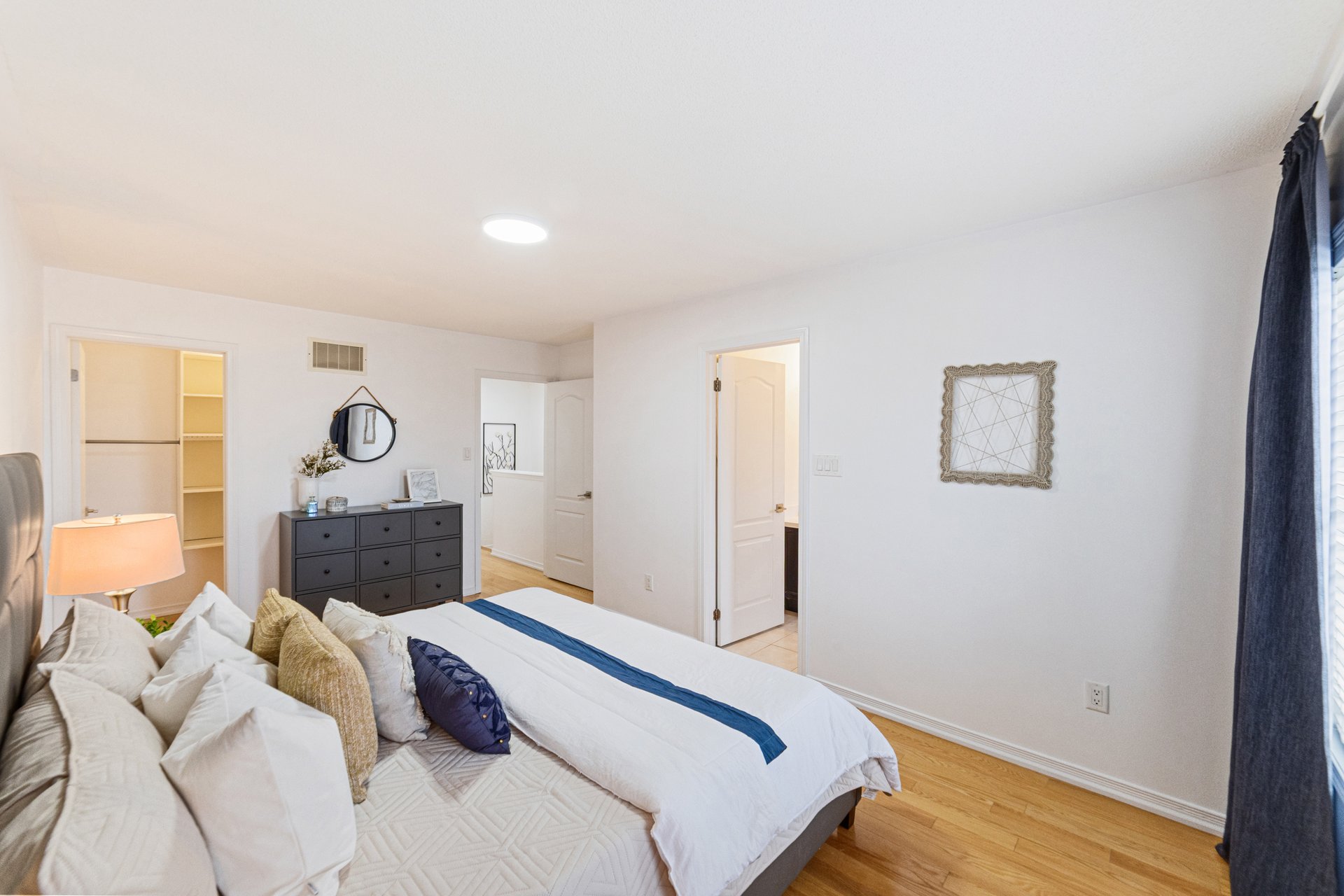 7166 Triumph Lane