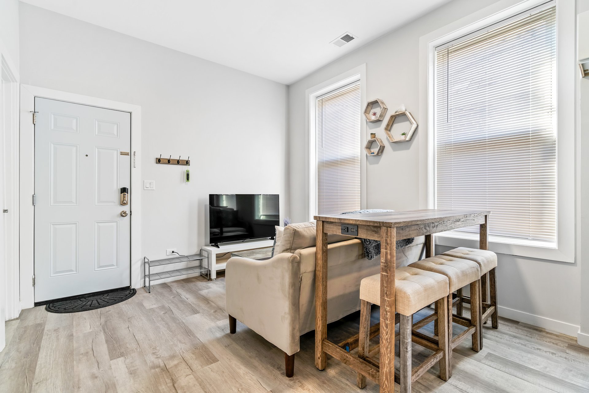1226 W 31st Pl  Chicago, IL 60608