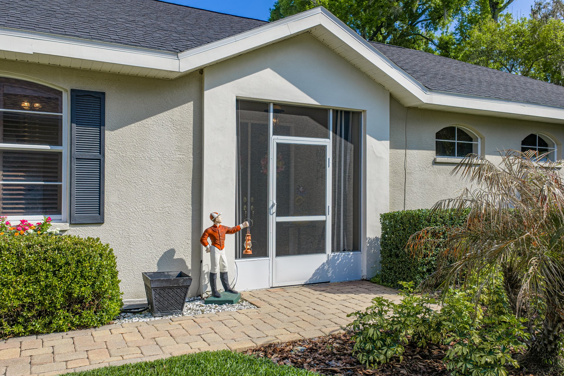 12410 WOODLANDS CIR