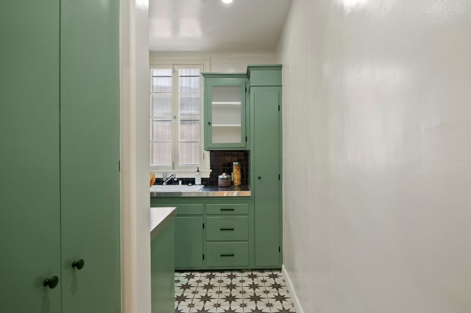 1345 N Hayworth Ave Unit: 2, West Hollywood 