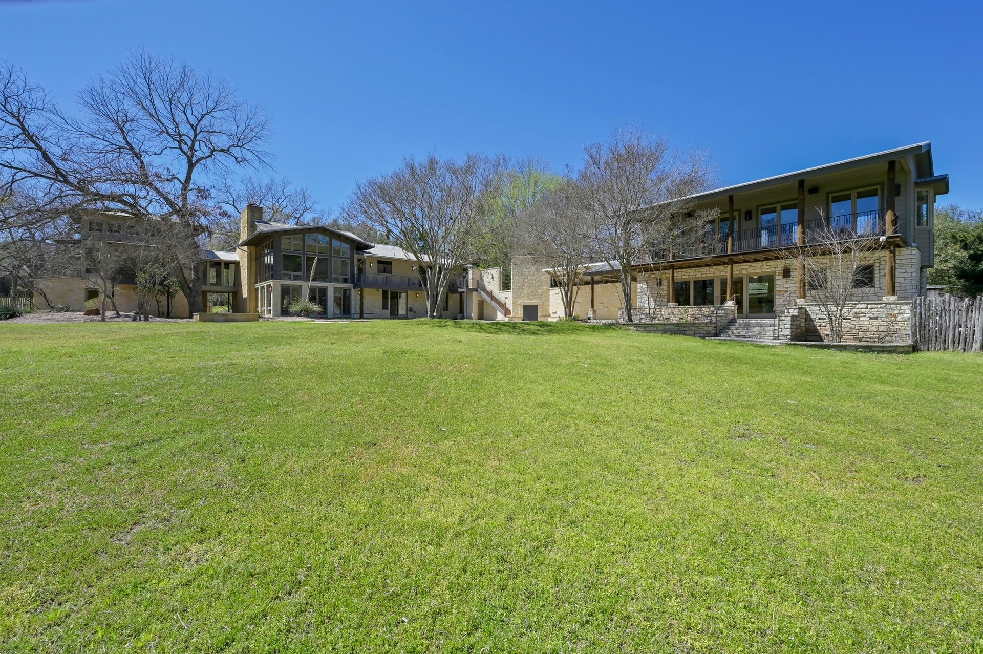 2908 Oestrick Lane 