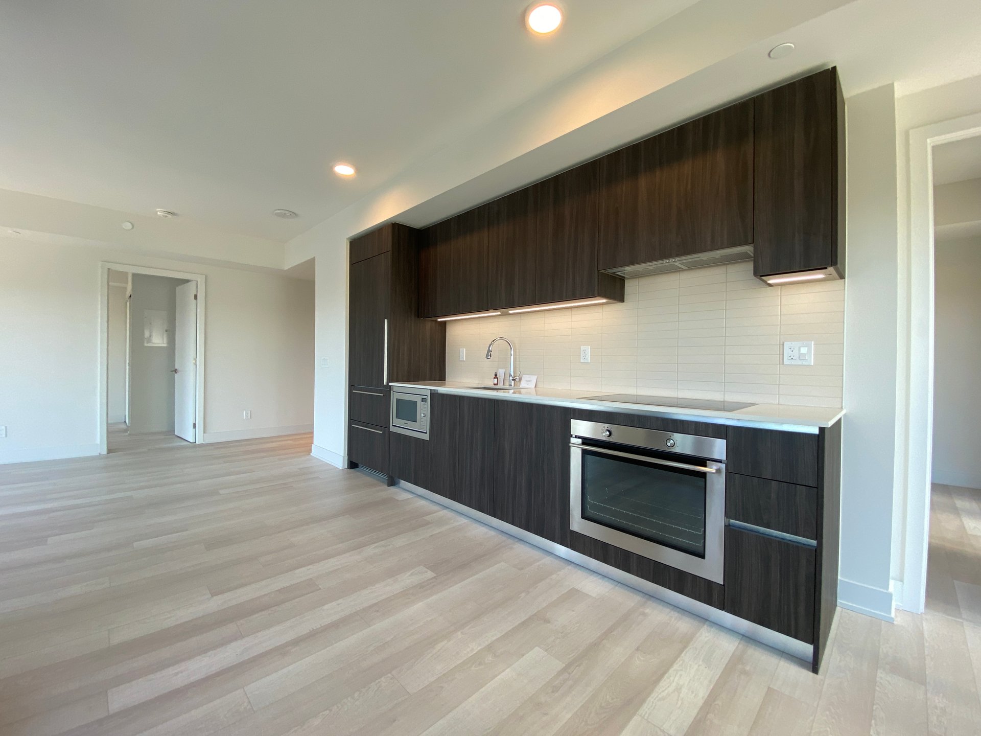 8 Cumberland Street Unit: 3007