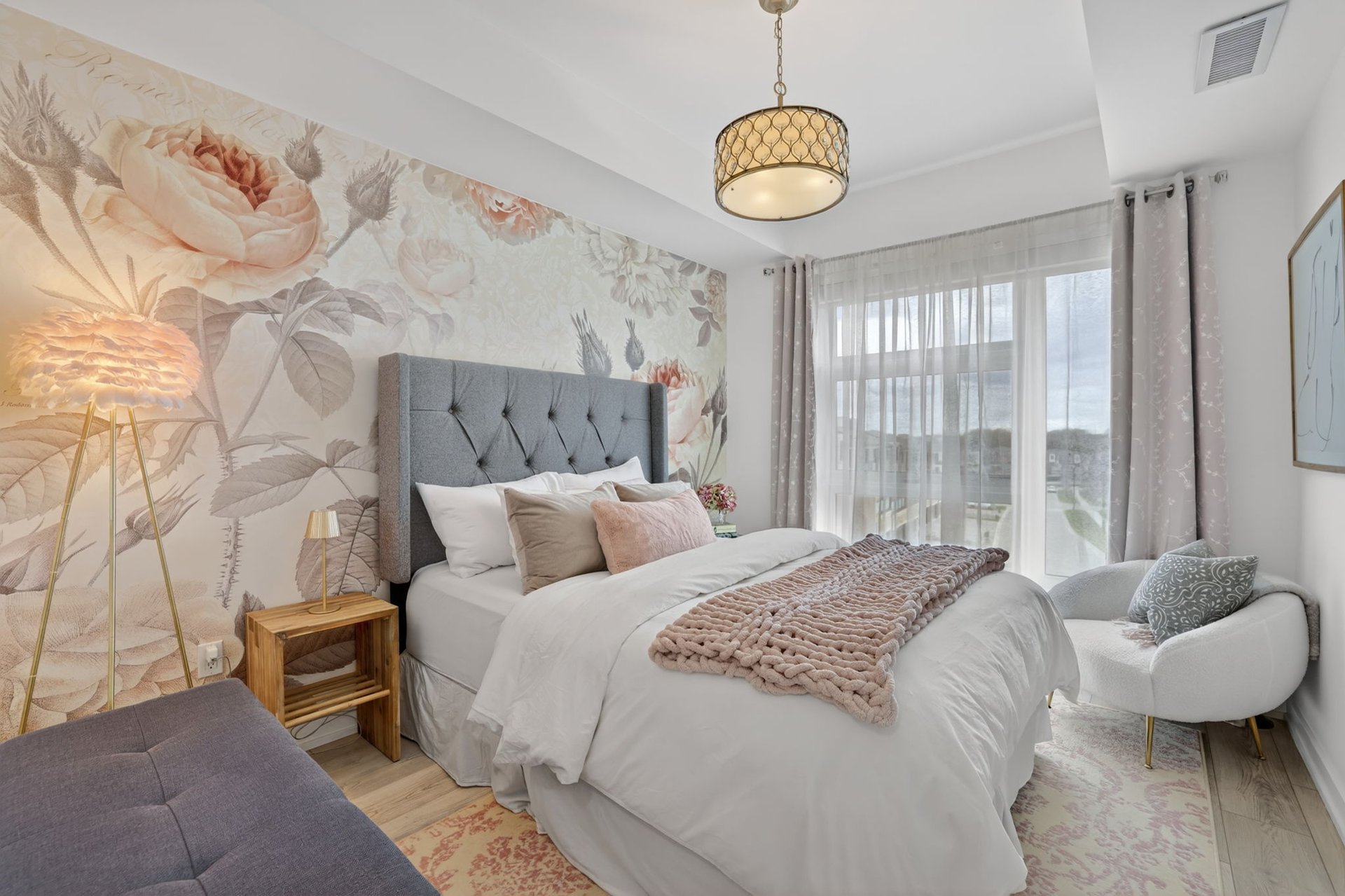 #246 - 555 William Graham Drive