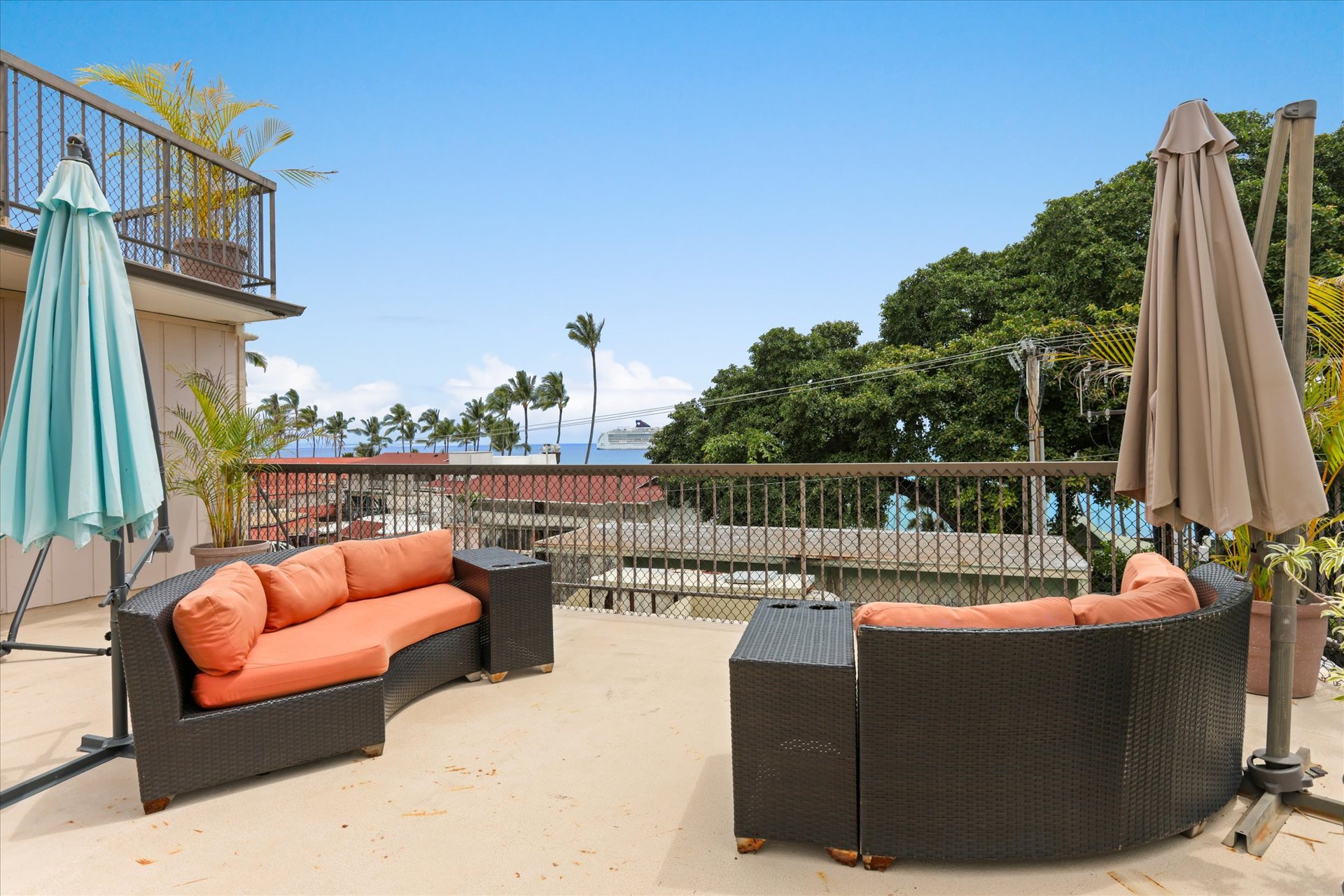 Kona Plaza #315