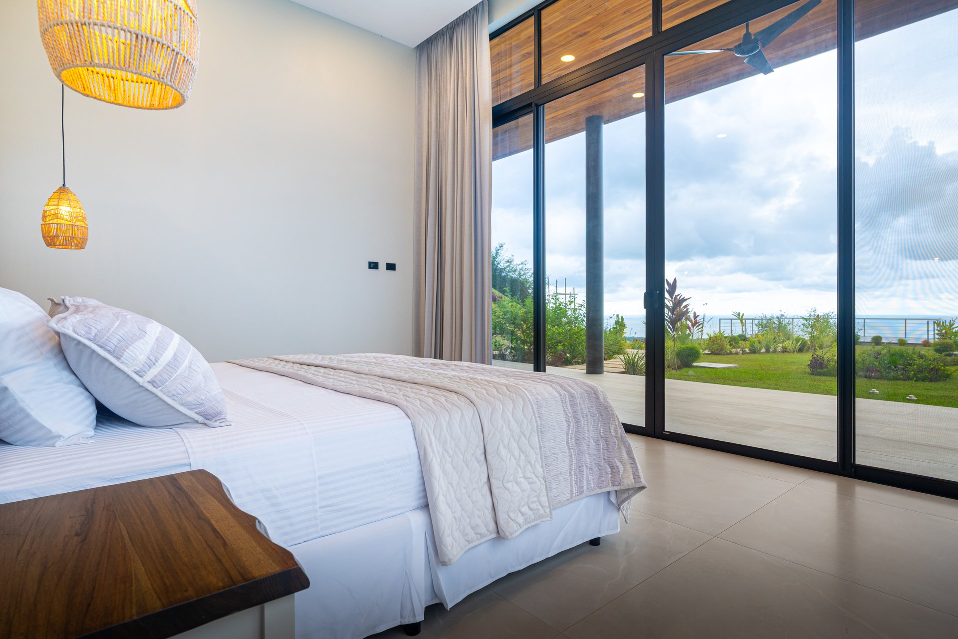 Lion's Gate Sunset Estate
