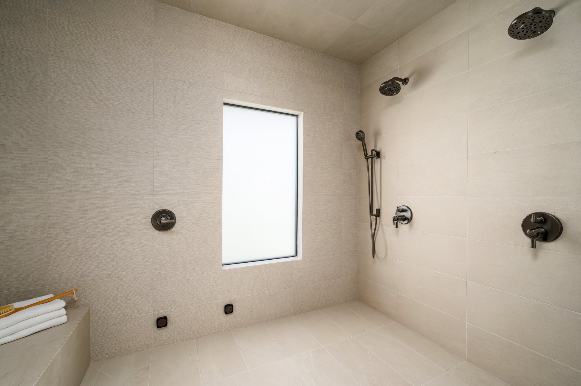 7780 E Vaquero Dr