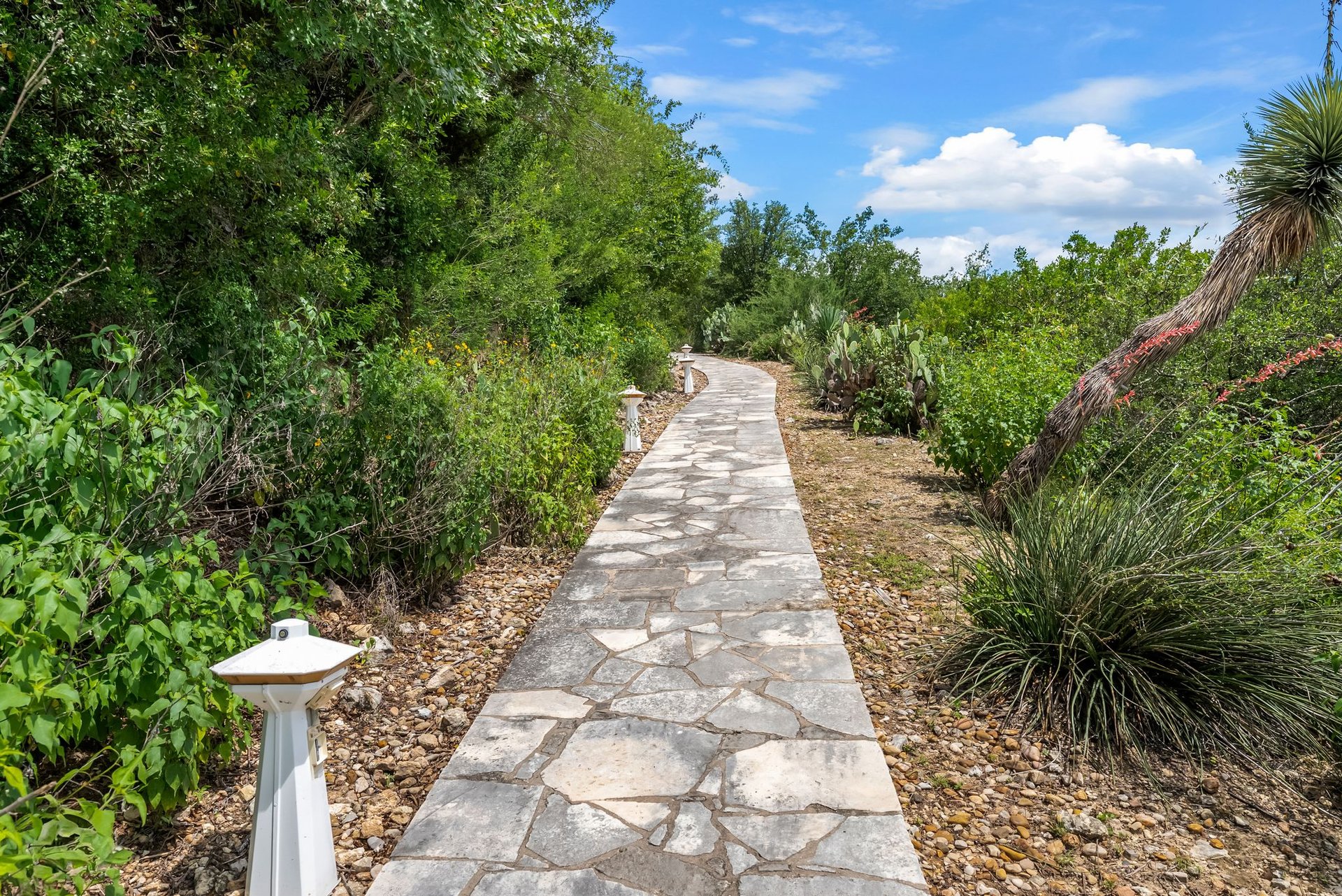 203 Bella Riva Dr