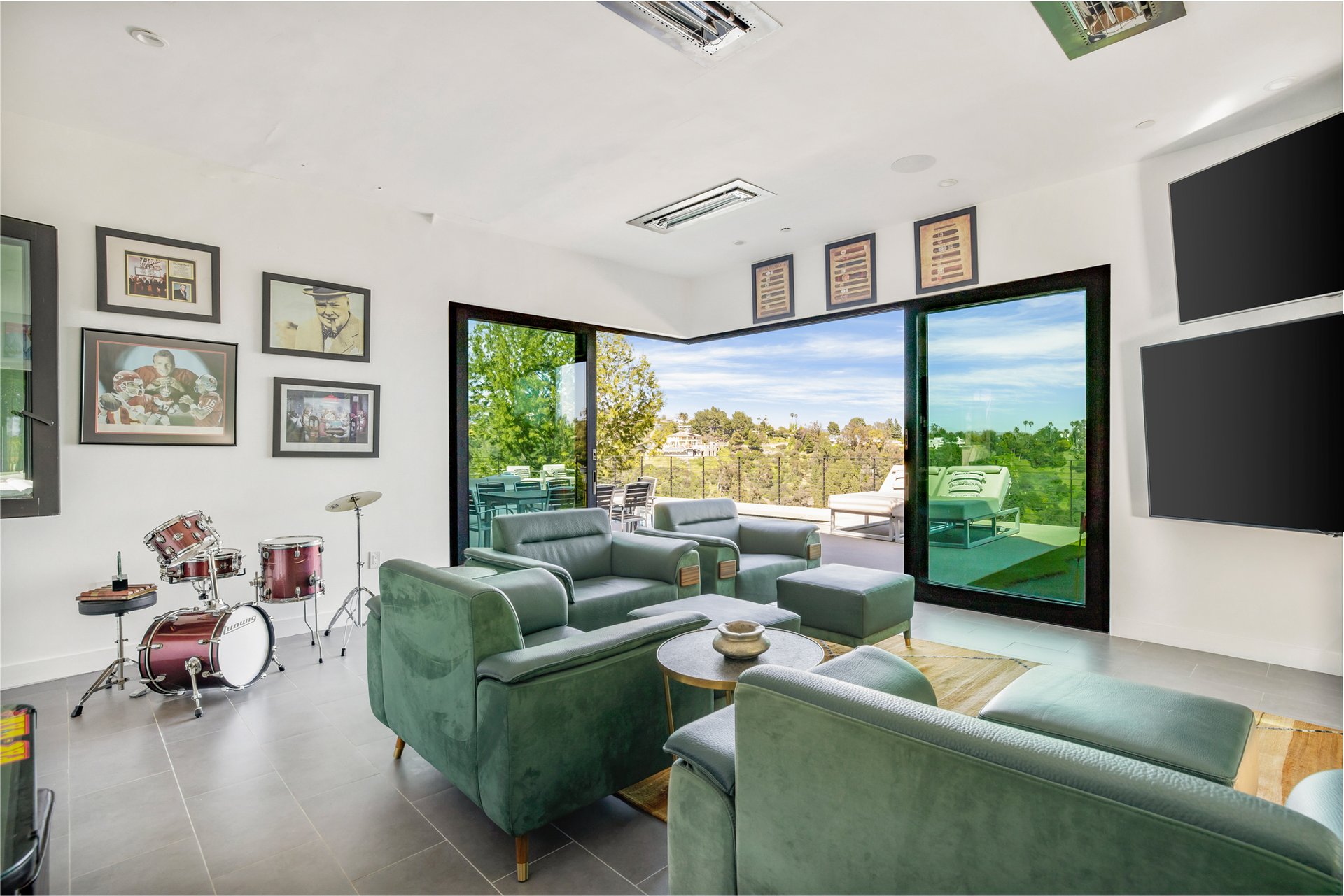 1172 Linda Flora Dr