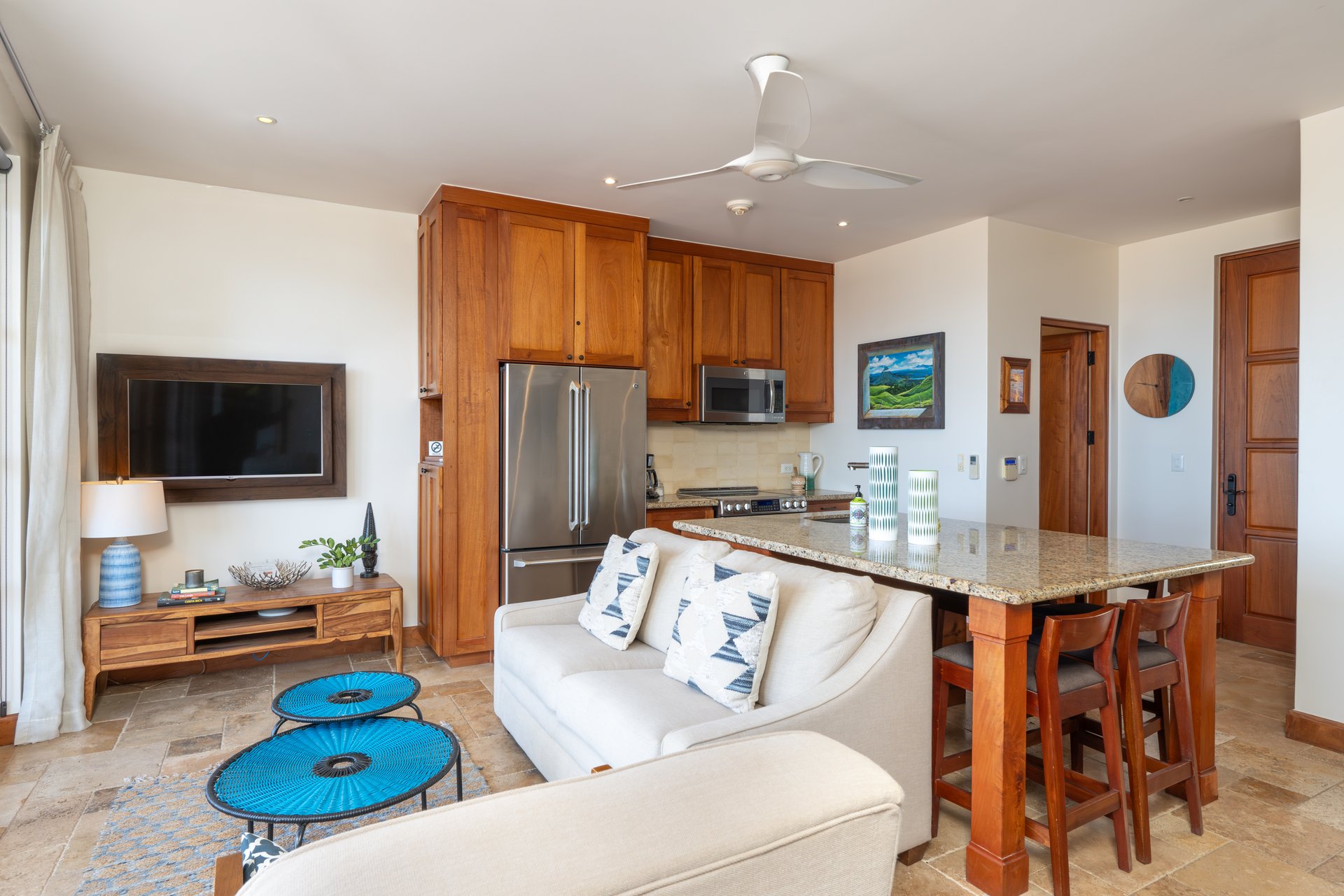 42 Plaza Central | Penthouse Living with Panoramic Ocean Views in Las Catalinas