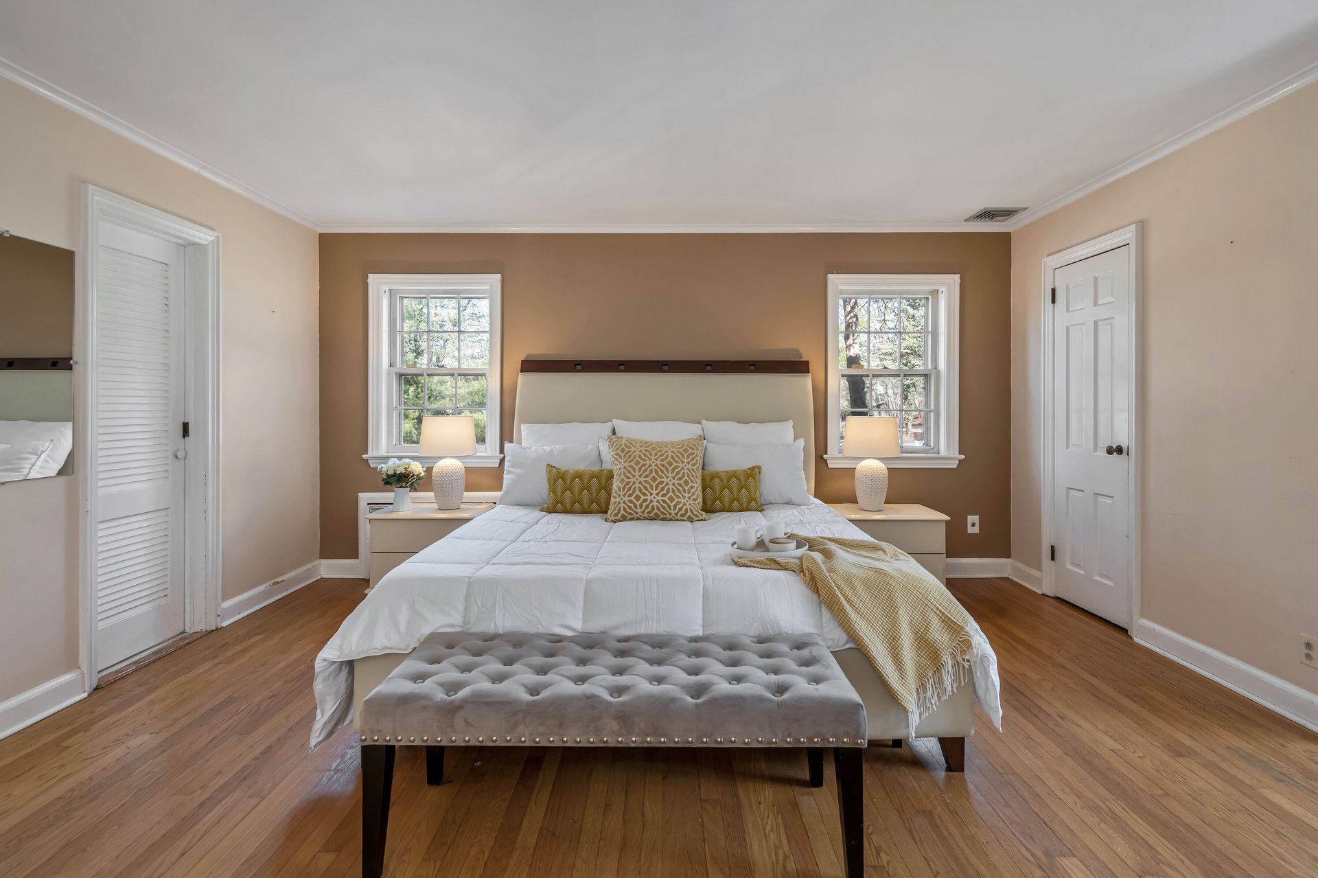 470 E Saddle River Road