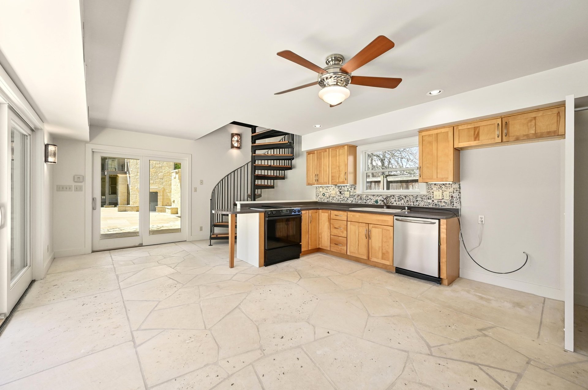 2908 Oestrick Lane 