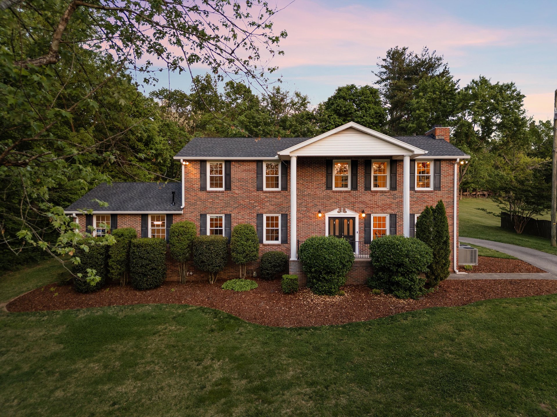 701 Edmondson Pike