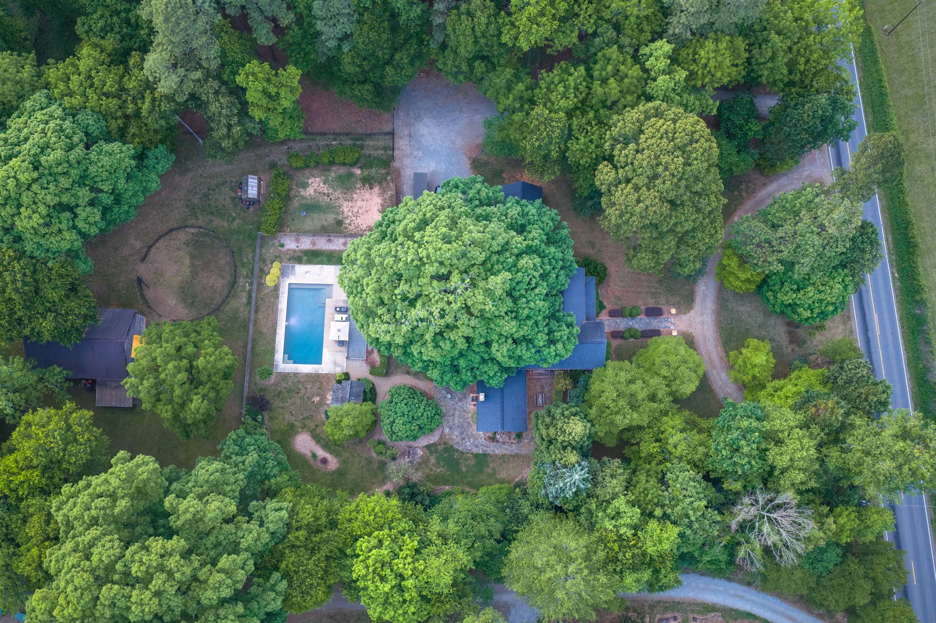 10915 Beatties Ford Road