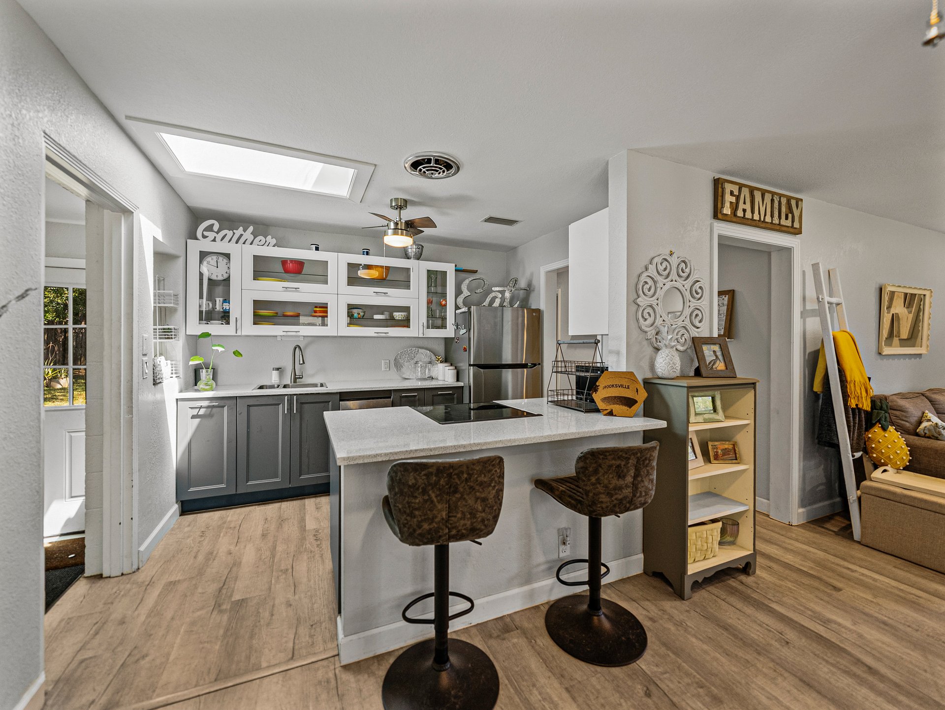 131 OAK PARK AVE