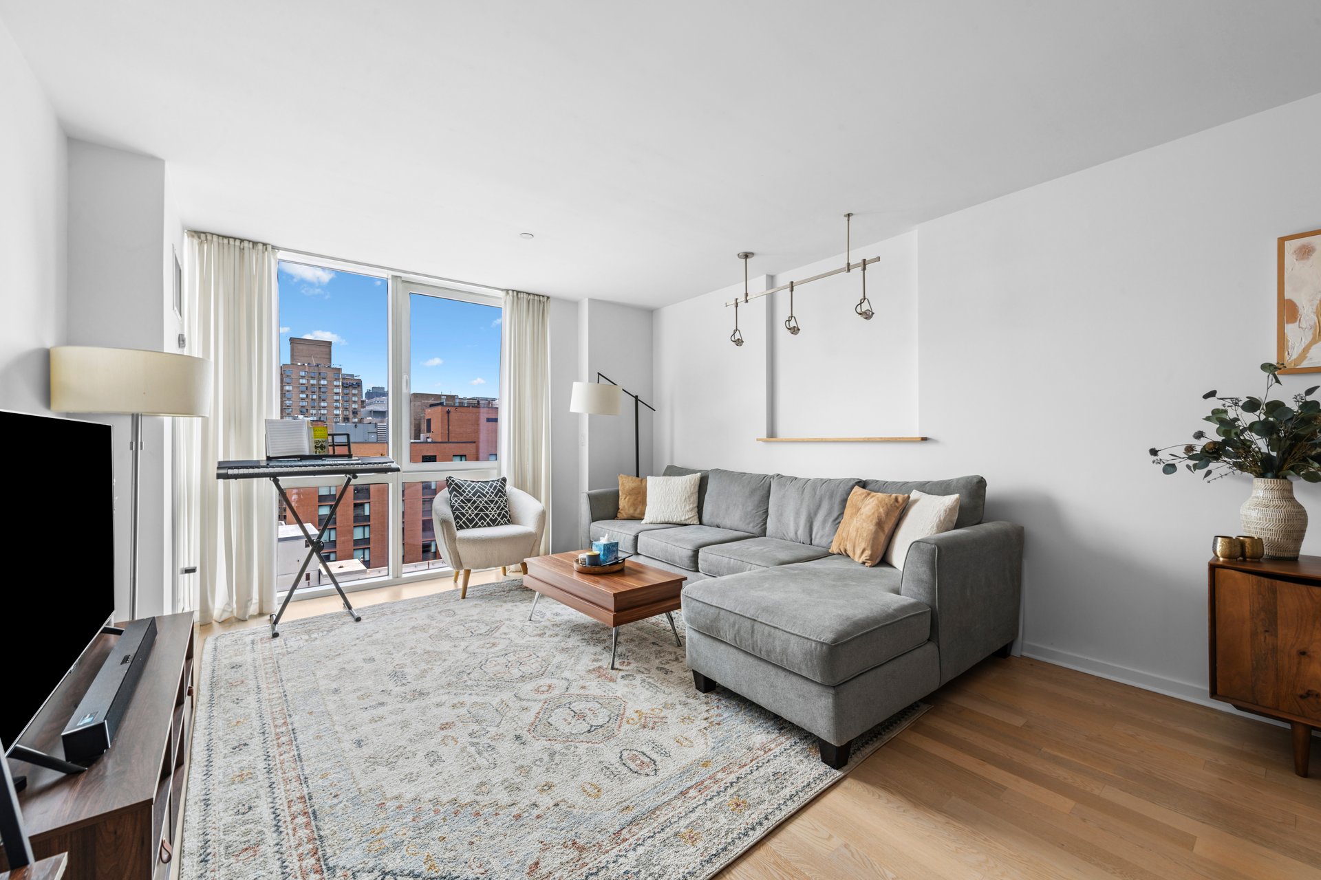 340 East 23rd Street 16E