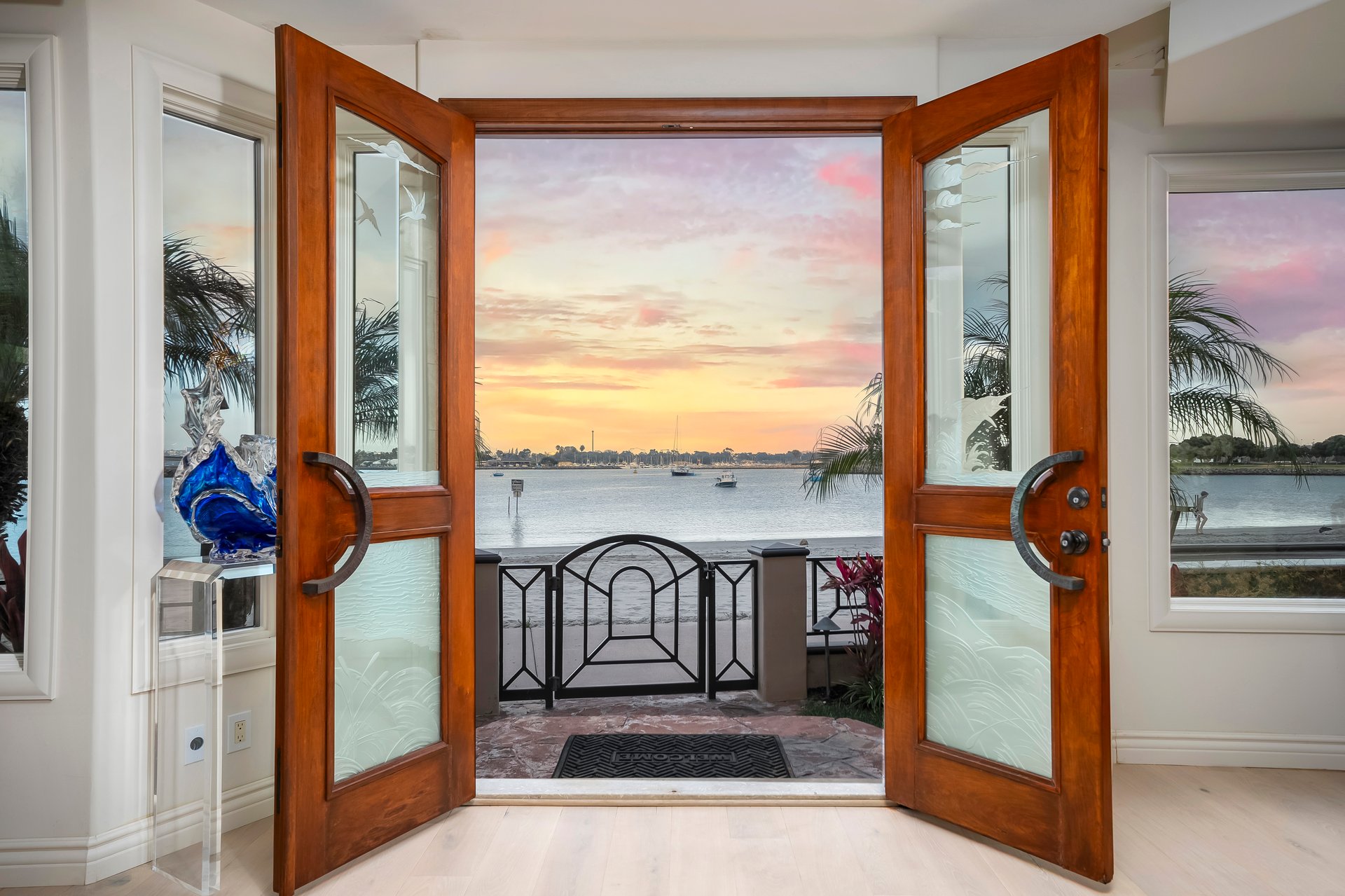 2741 Bayside Walk