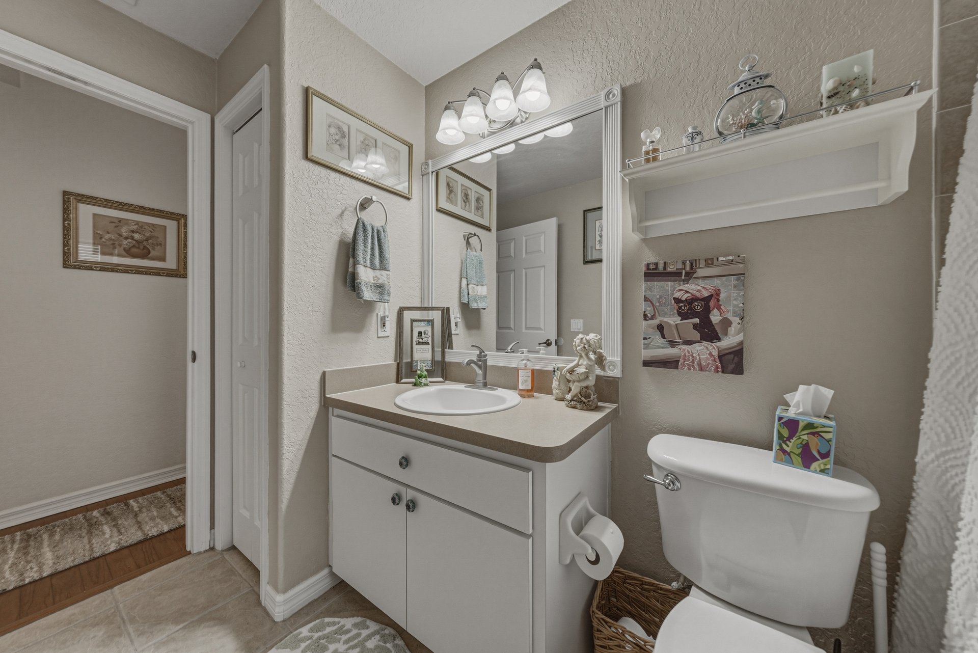 12215 WOODLANDS CIR