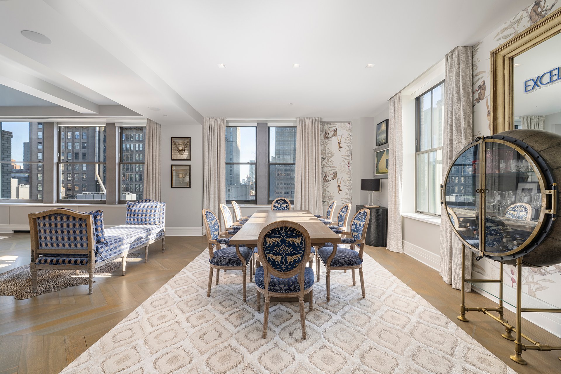 212 Fifth Avenue