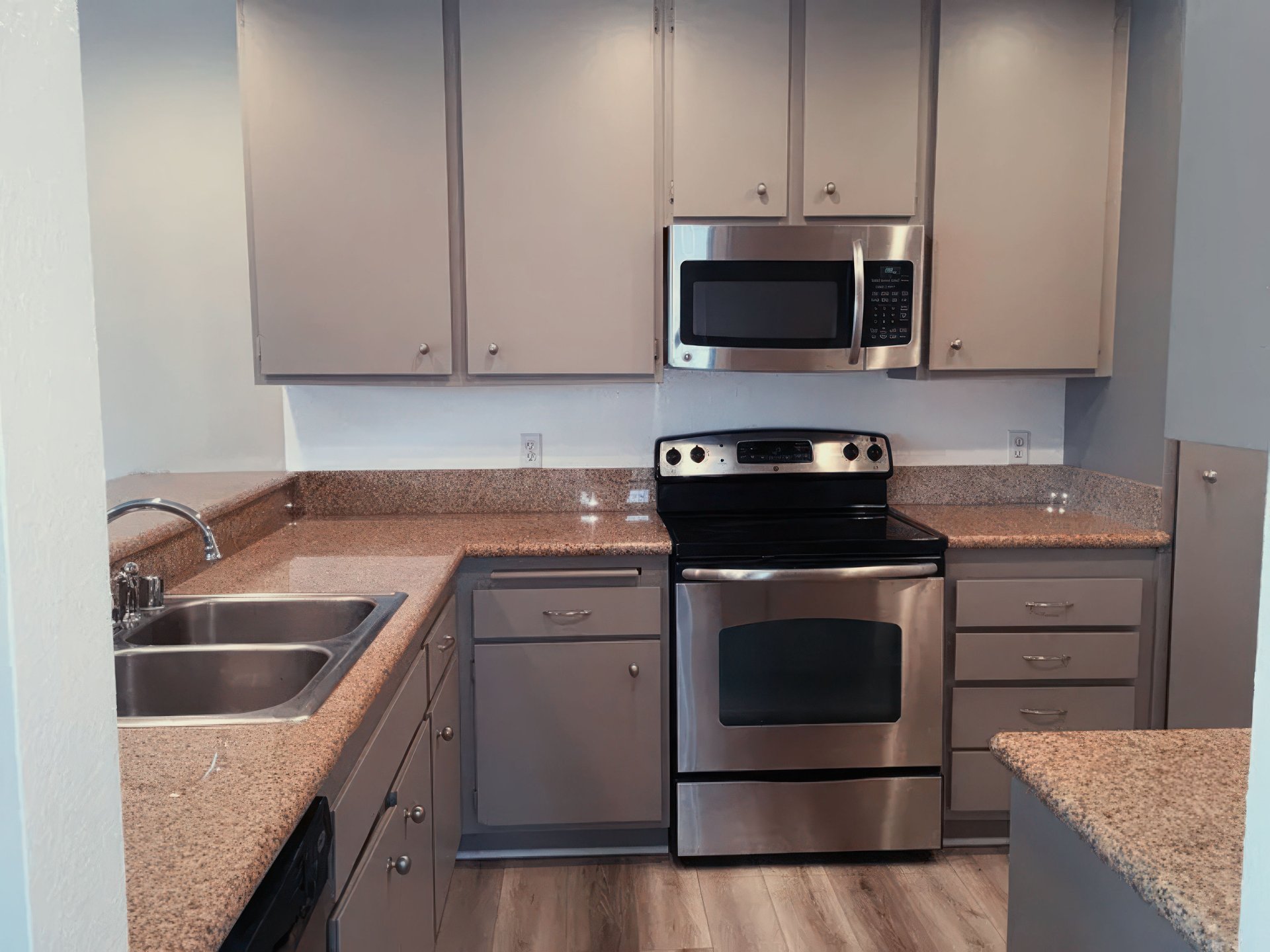 24096 Paseo Corona