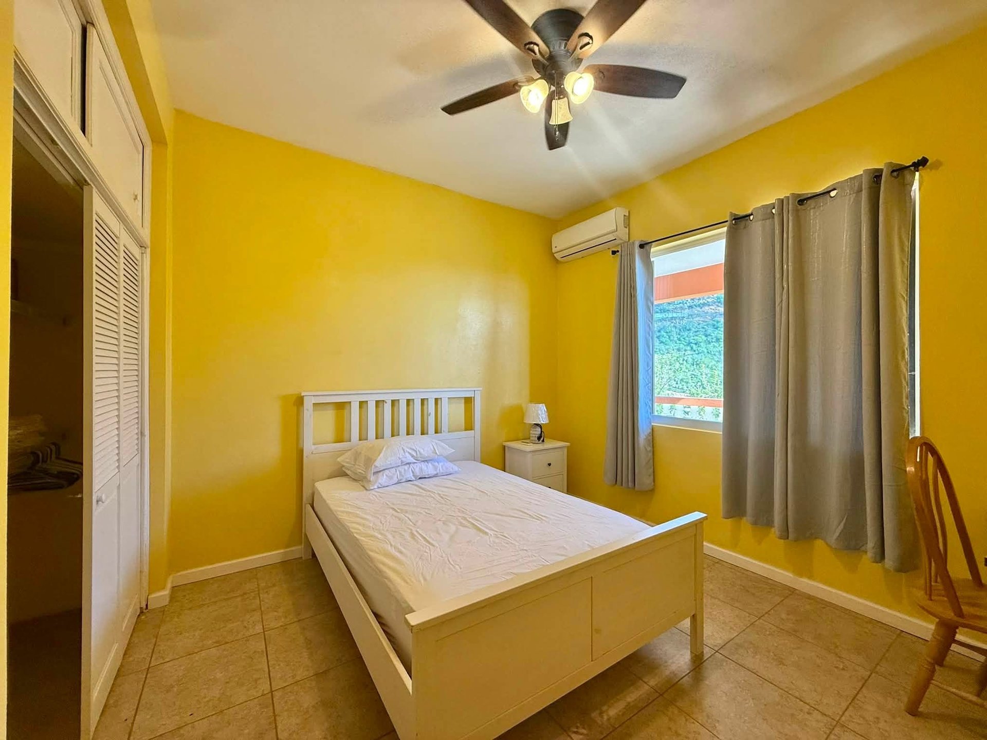 1146 Hawk's Nest 2 Bedroom Apartment 