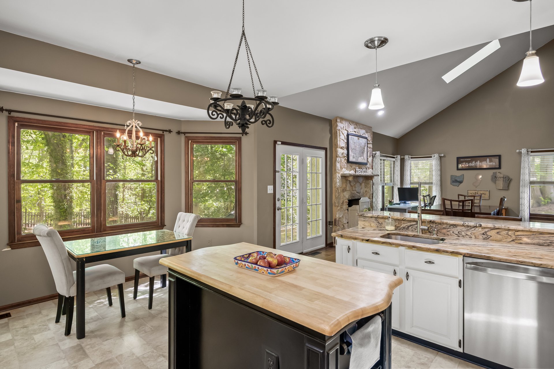 141 Rabbit Run Rd