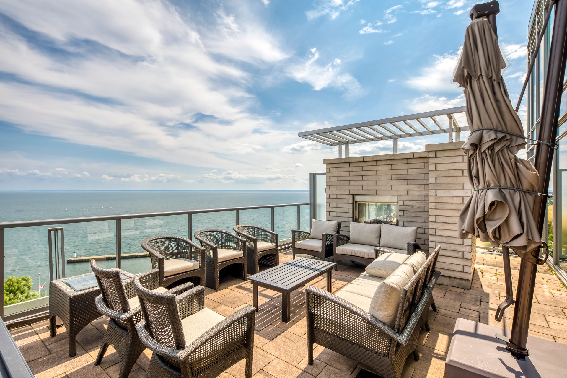 11 Bronte Rd #417