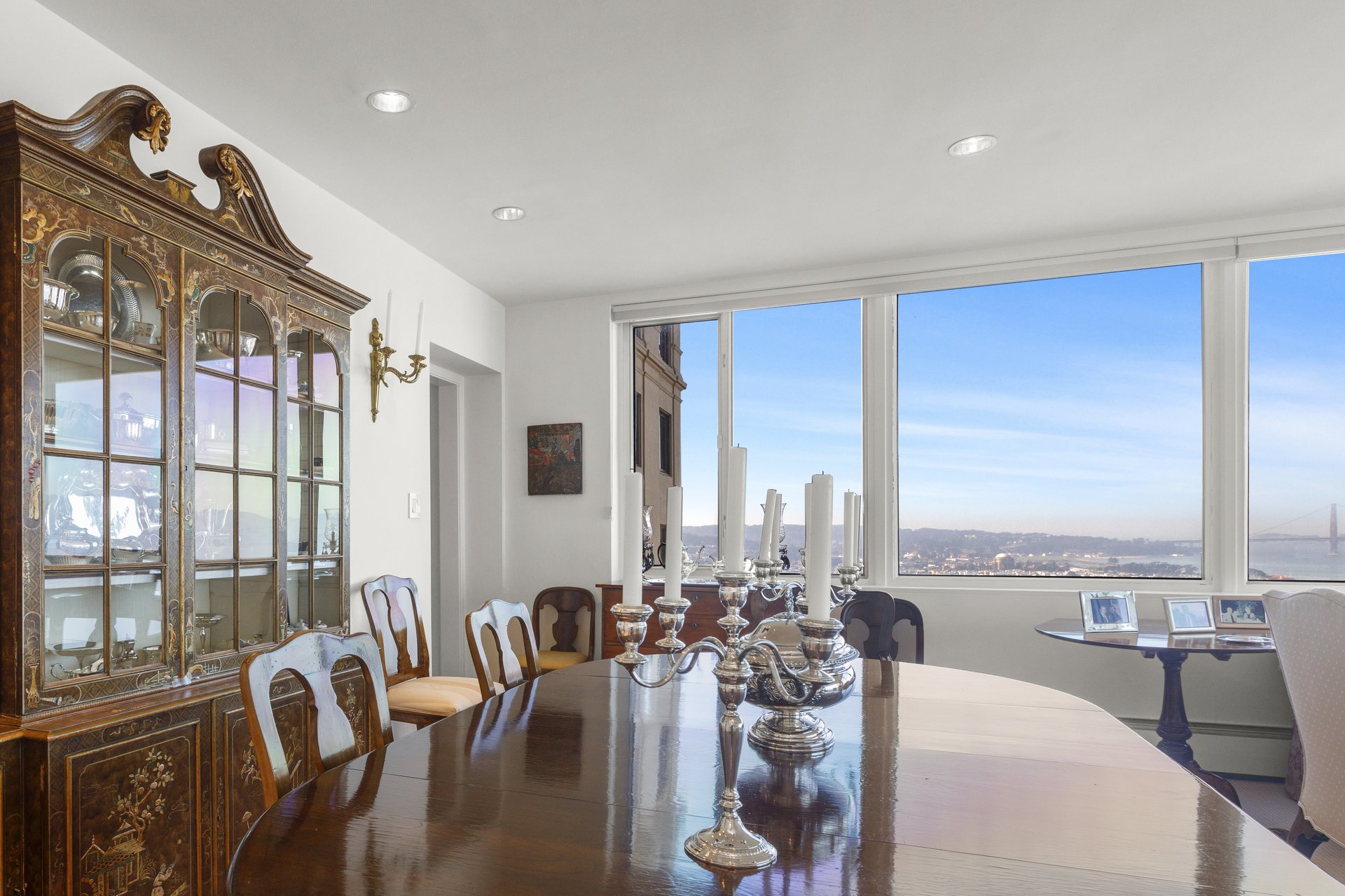 Golden Gate View Apartment at 1080 Chestnut
