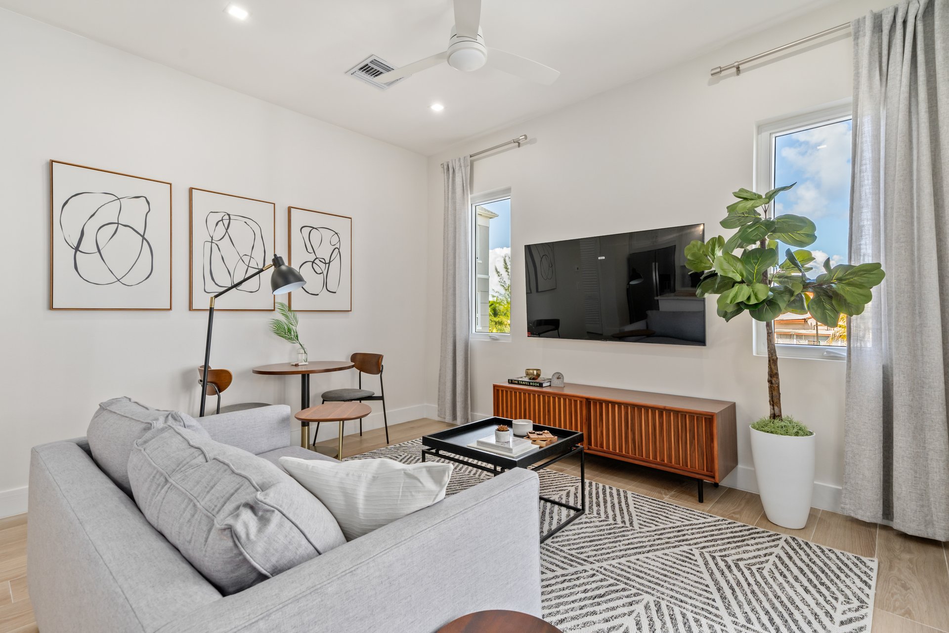 Unit 303: COCONUT COVE